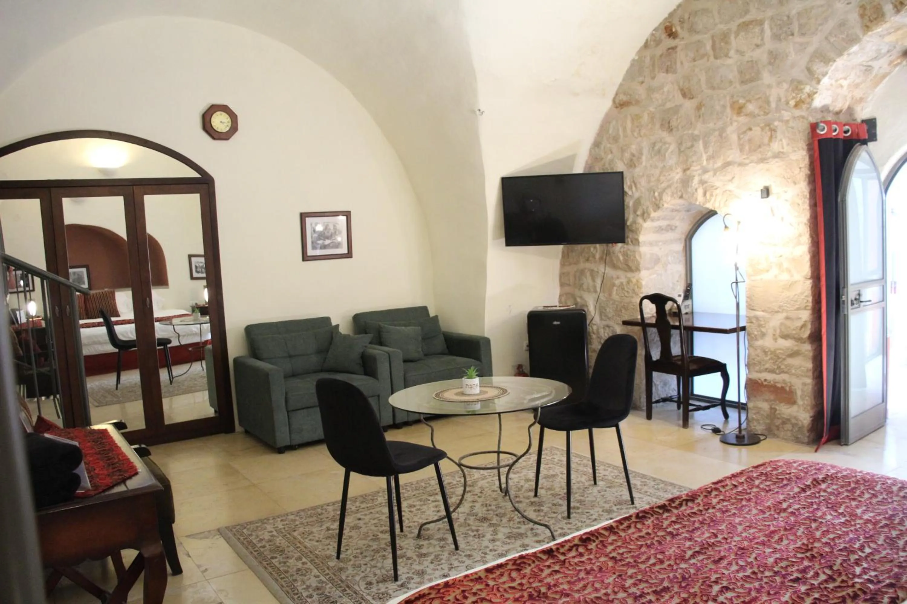 TV and multimedia in Artists' Colony Inn Zefat