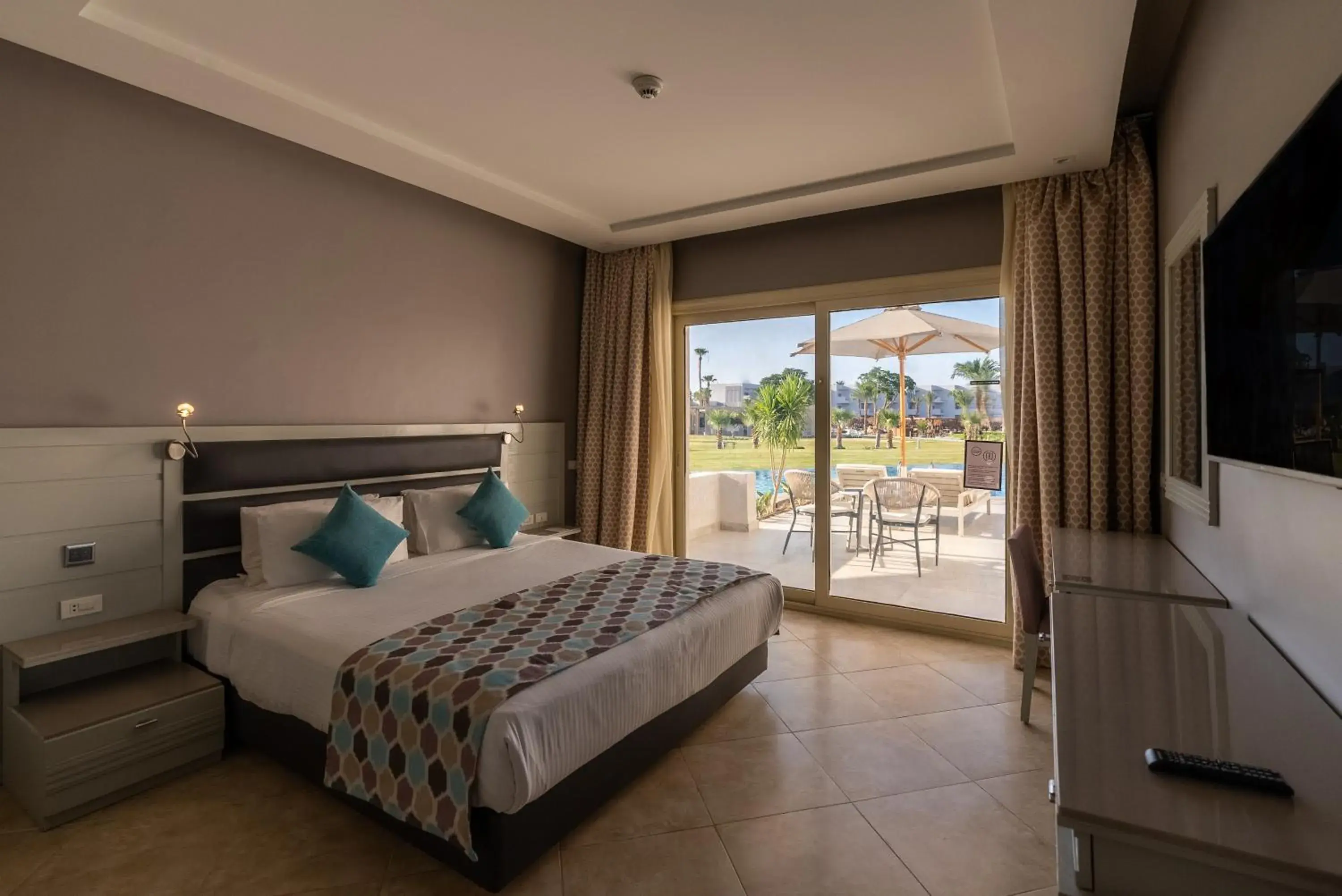 Bed in Sunrise Crystal Bay Resort -Grand Select Bed in Sunrise Crystal Bay Resort -Grand Select