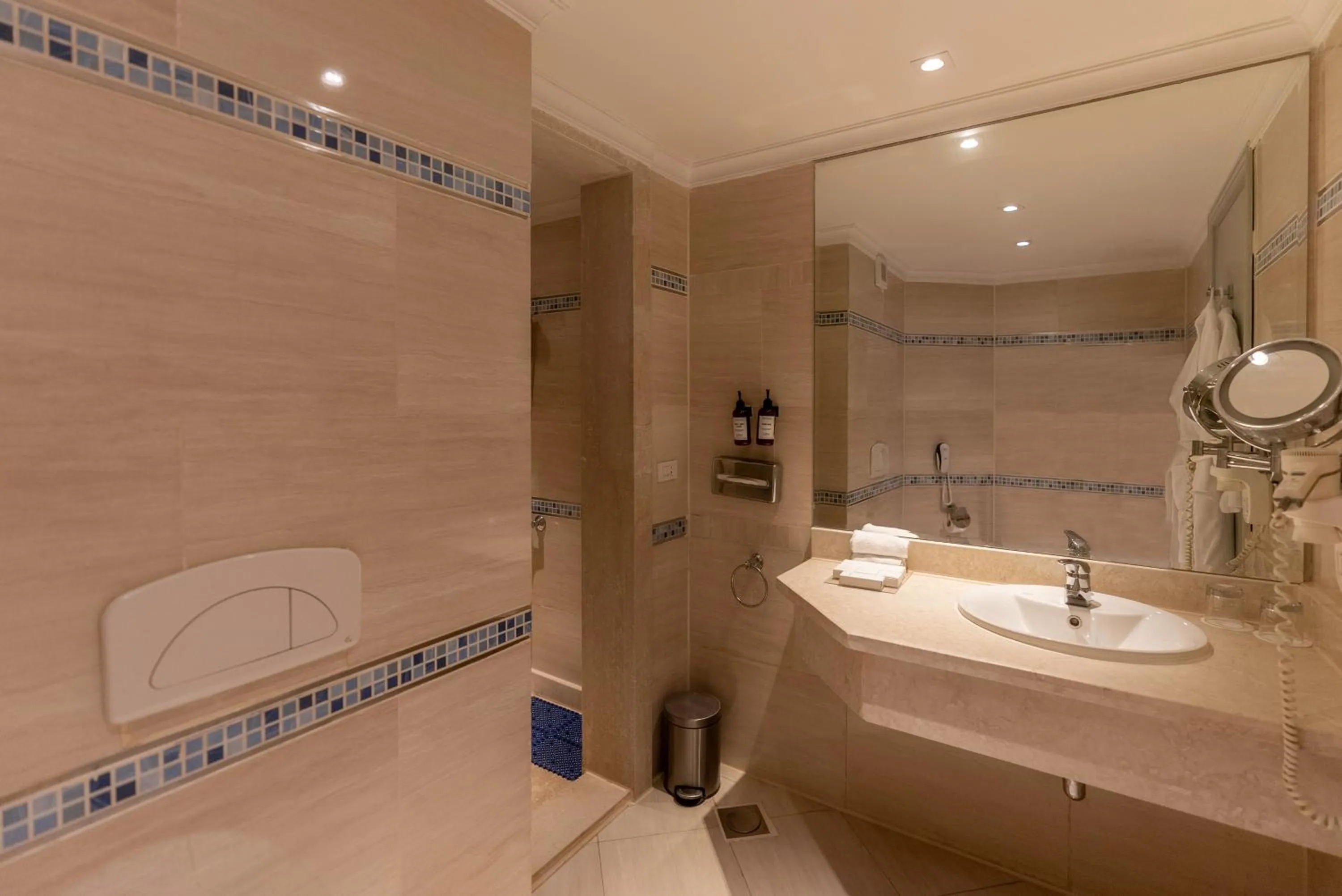 Shower in Sunrise Crystal Bay Resort -Grand Select