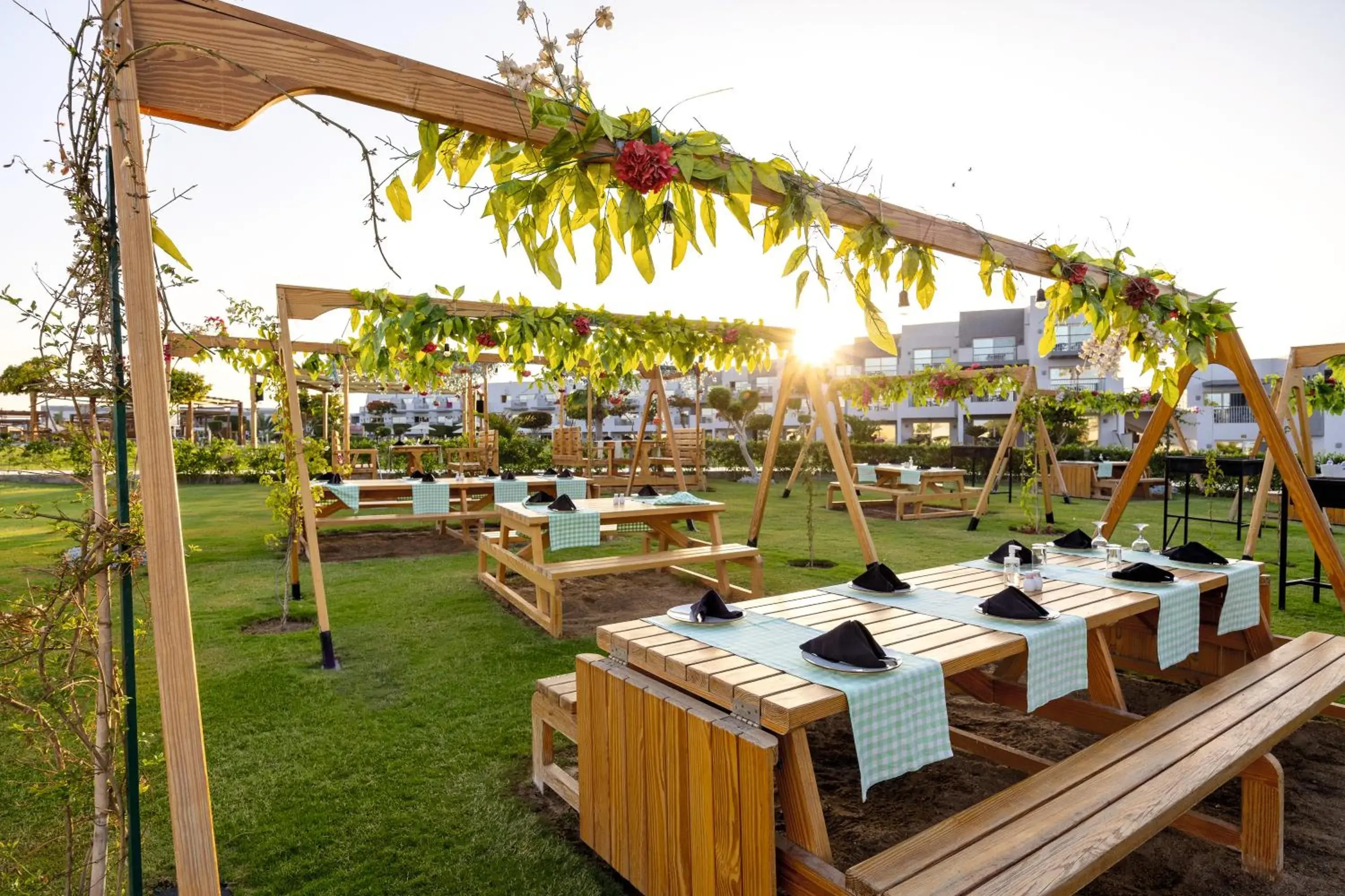 Restaurant/places to eat in Sunrise Crystal Bay Resort -Grand Select Restaurant/places to eat in Sunrise Crystal Bay Resort -Grand Select