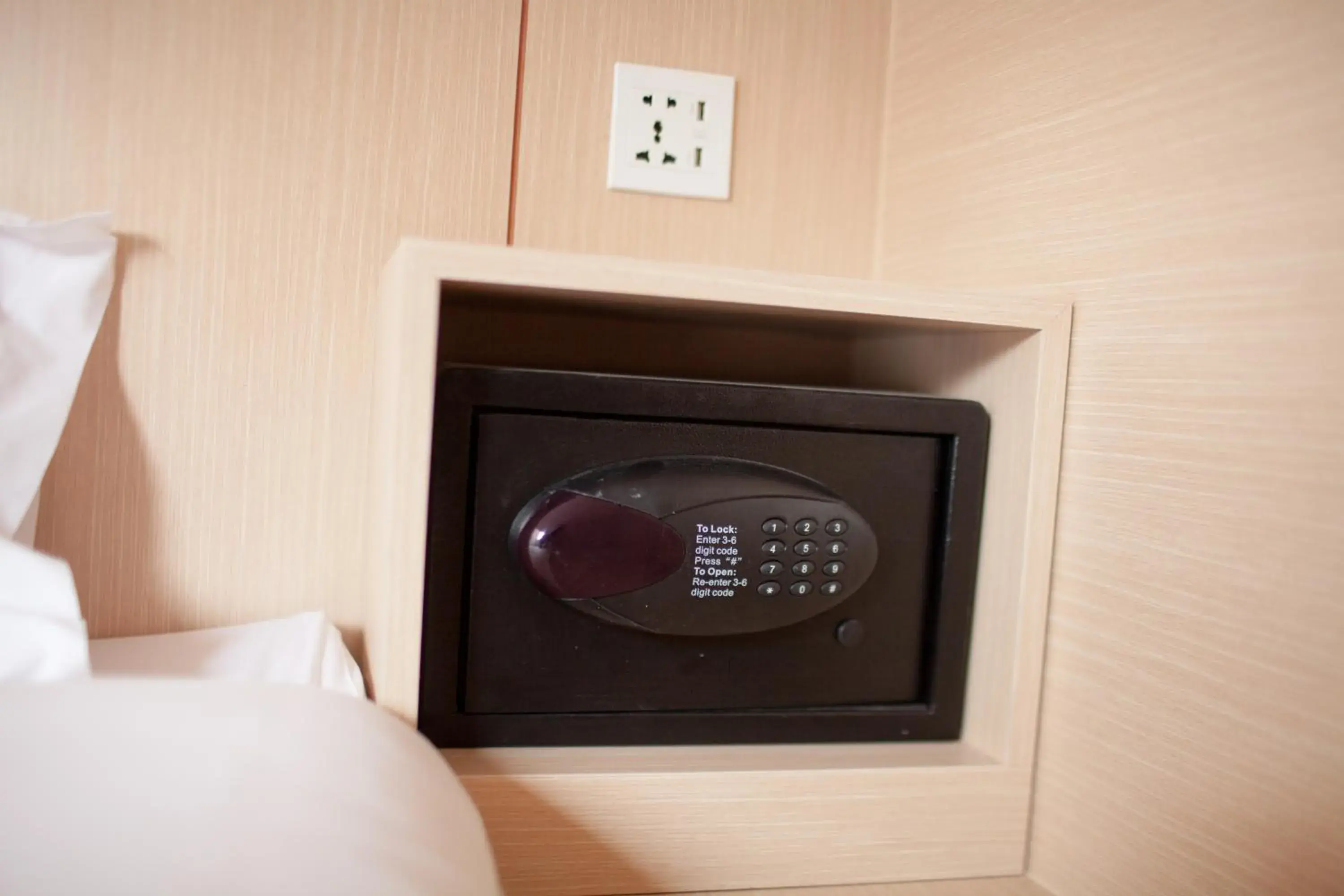 Bed in Cubic Bed Pratunam Bed in Cubic Bed Pratunam