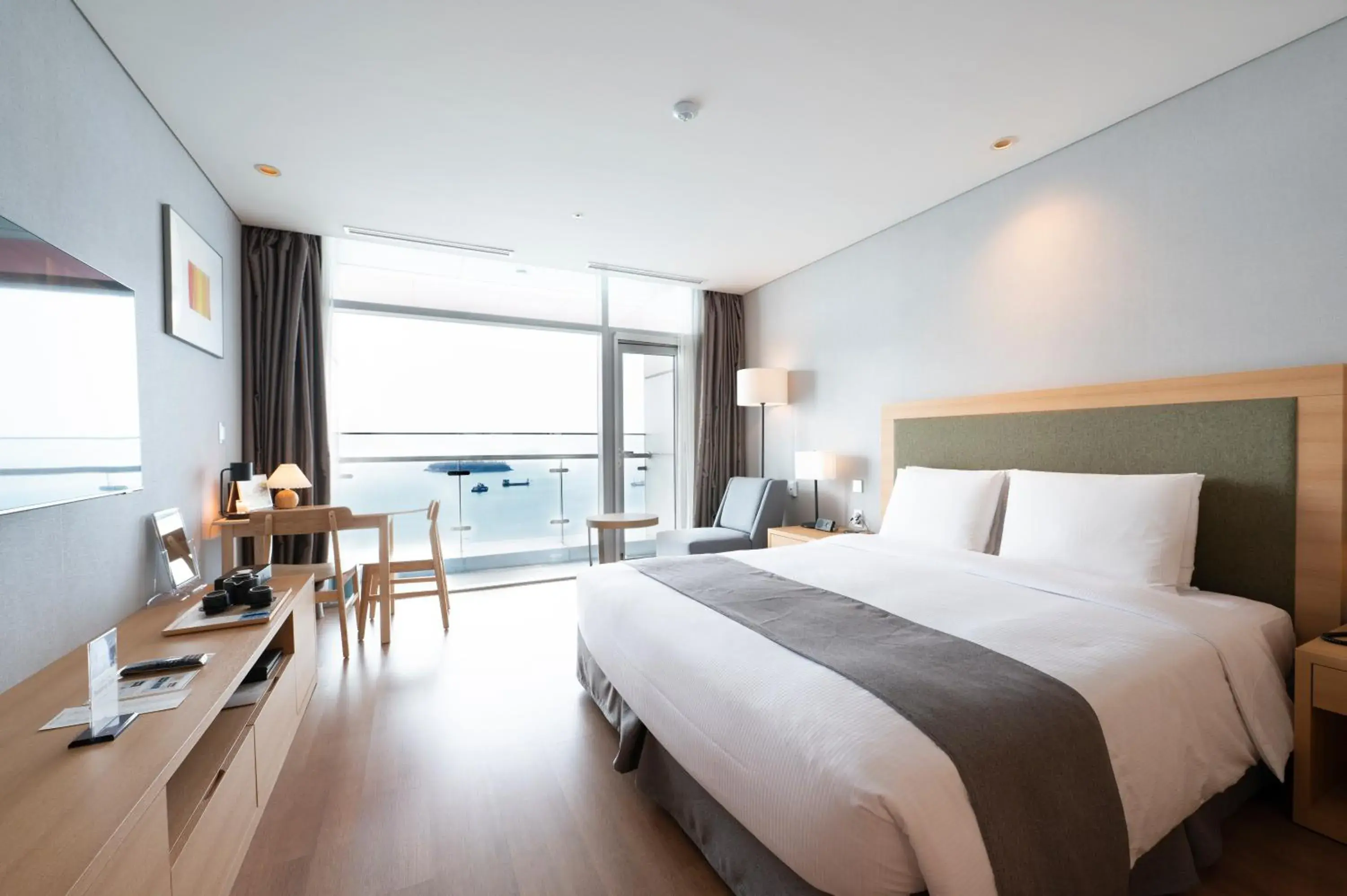 Sea view, Bed in Hidden Bay Hotel Sea view, Bed in Hidden Bay Hotel