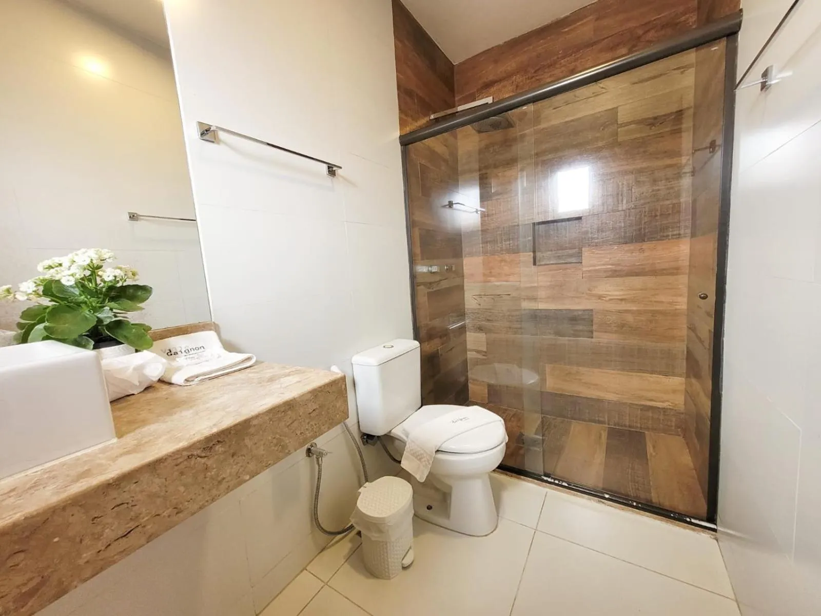 Bathroom in Pousada Villegaignon