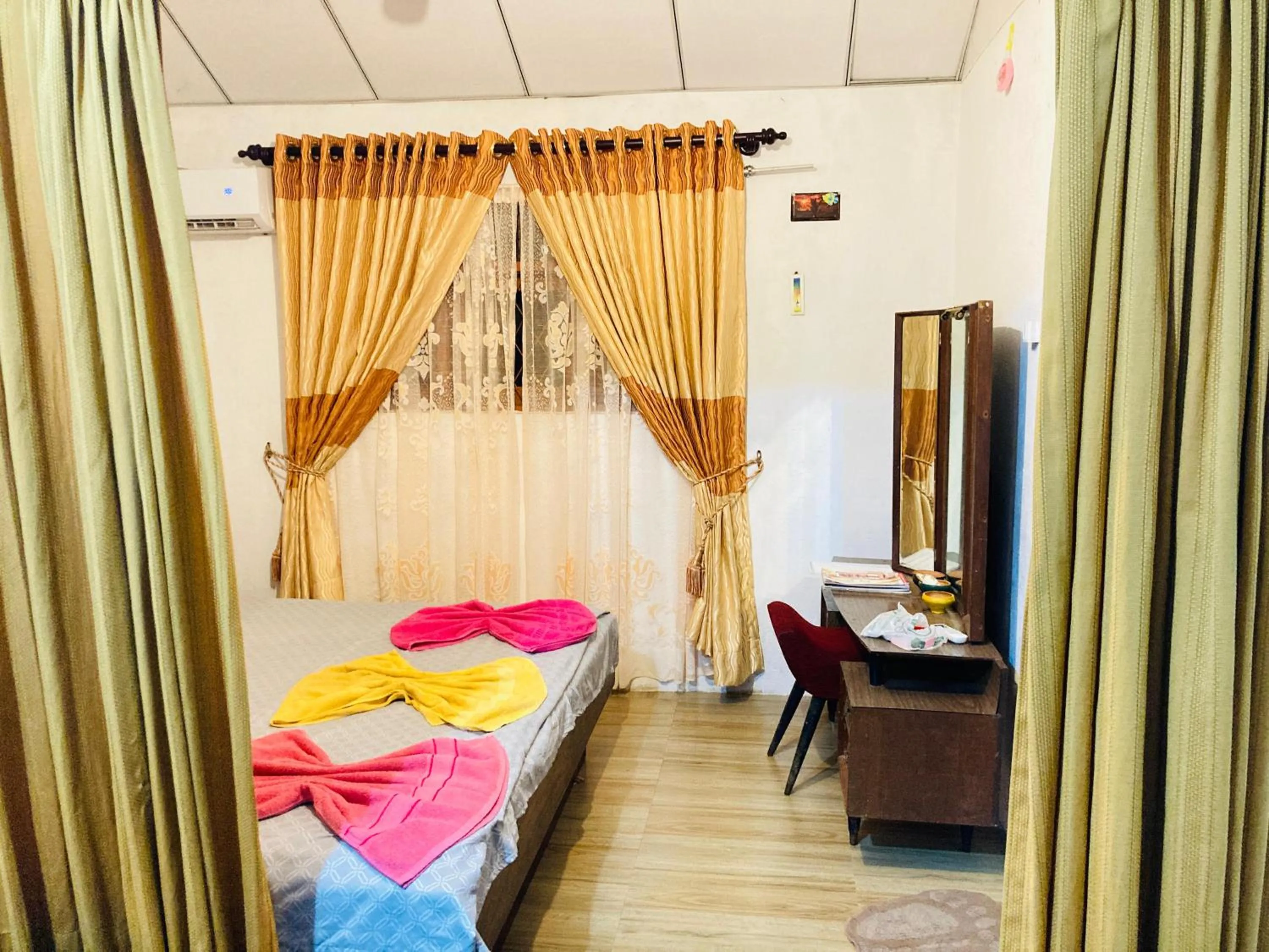 Bed in Suriya Ocean Villa