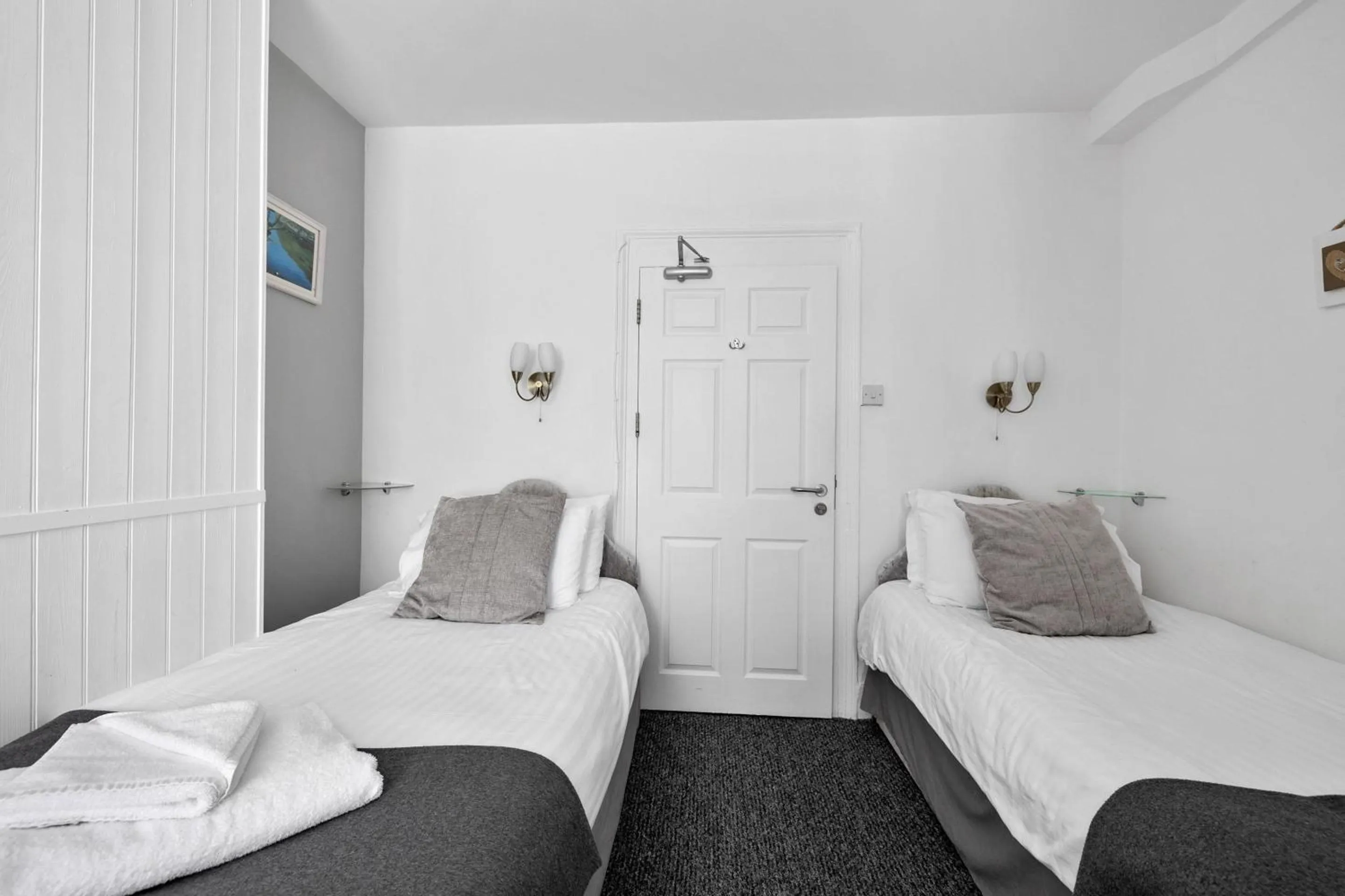 Bedroom, Bed in Imperial Plymouth