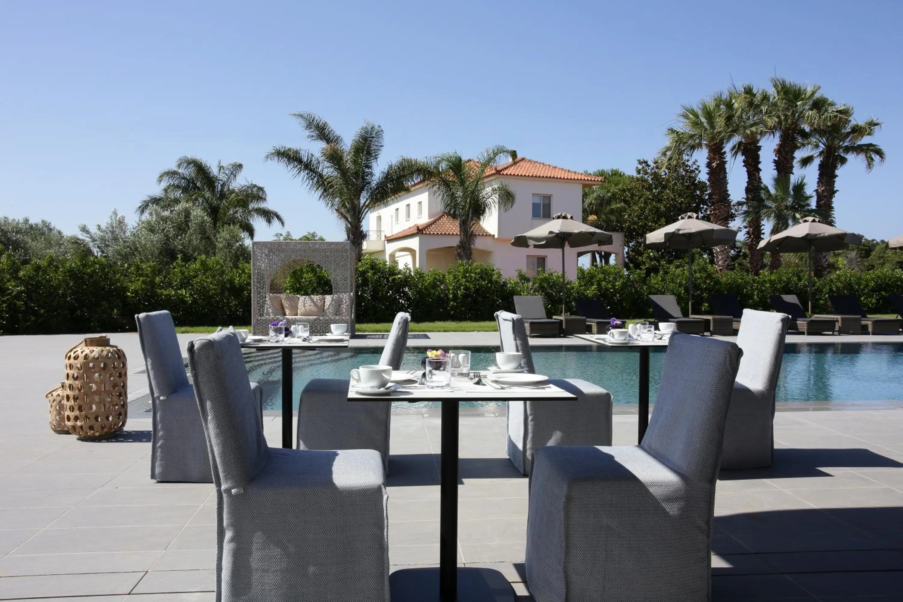 Restaurant/places to eat in Lagouvardos Village Hotel