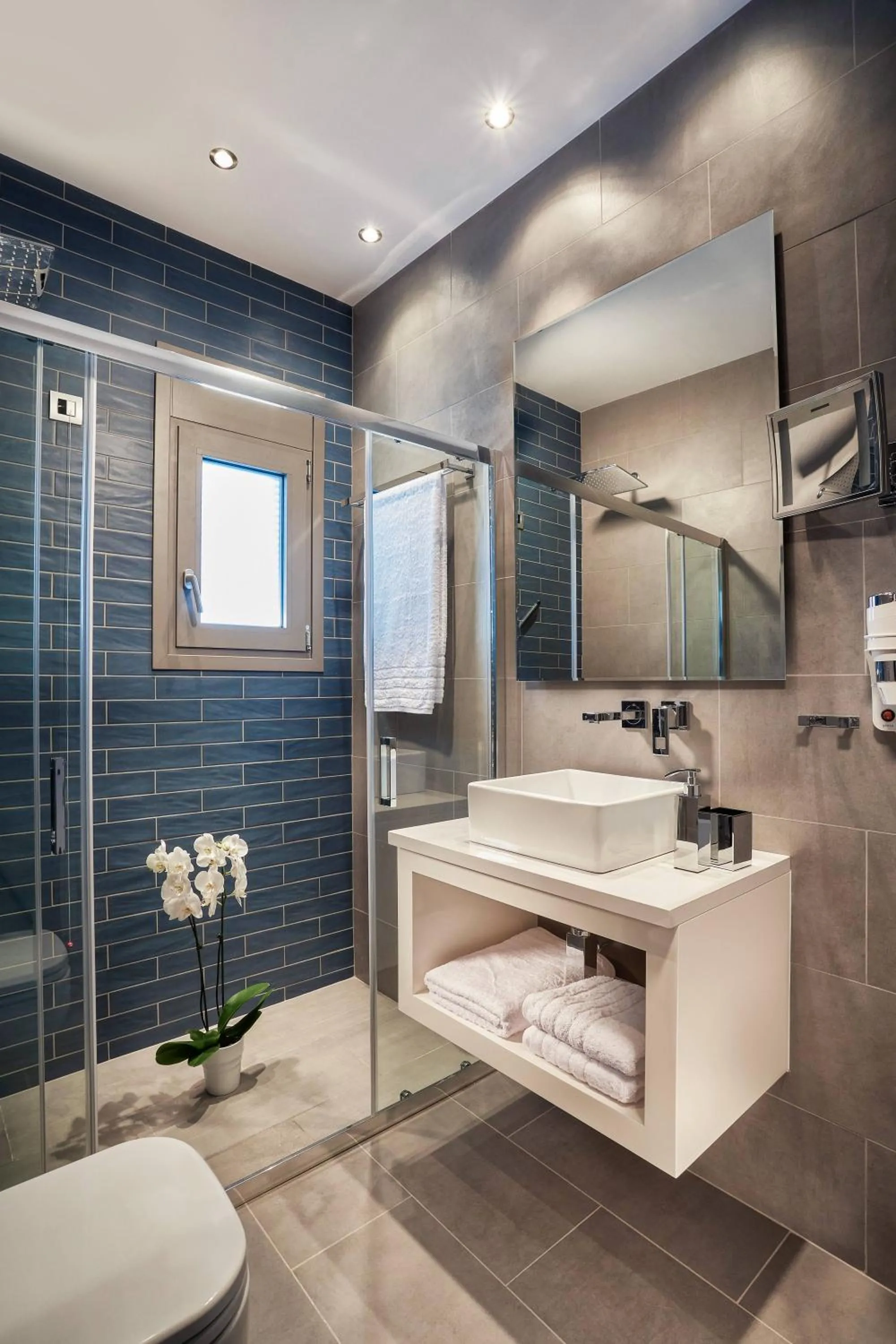Bathroom in Lagouvardos Village Hotel