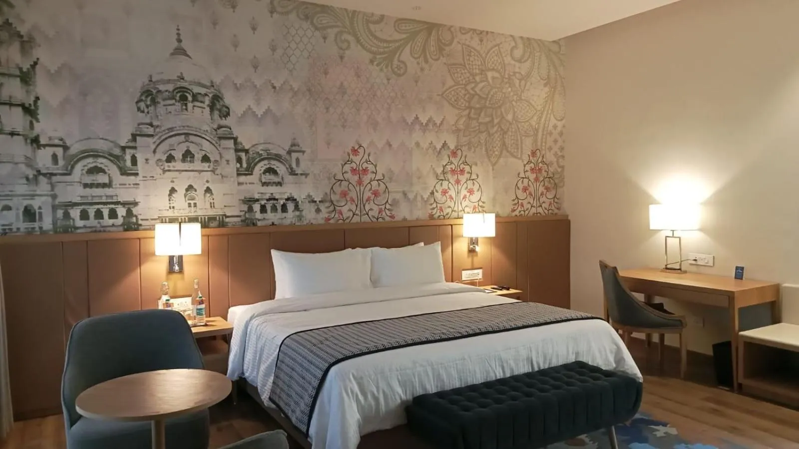 Bed in Sarovar Portico, Somnath