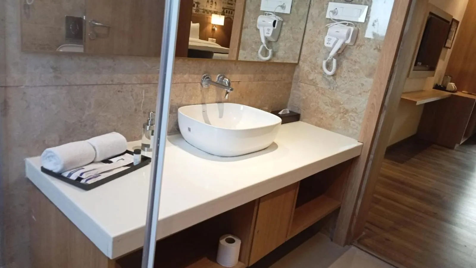 Sarovar Portico, Somnath