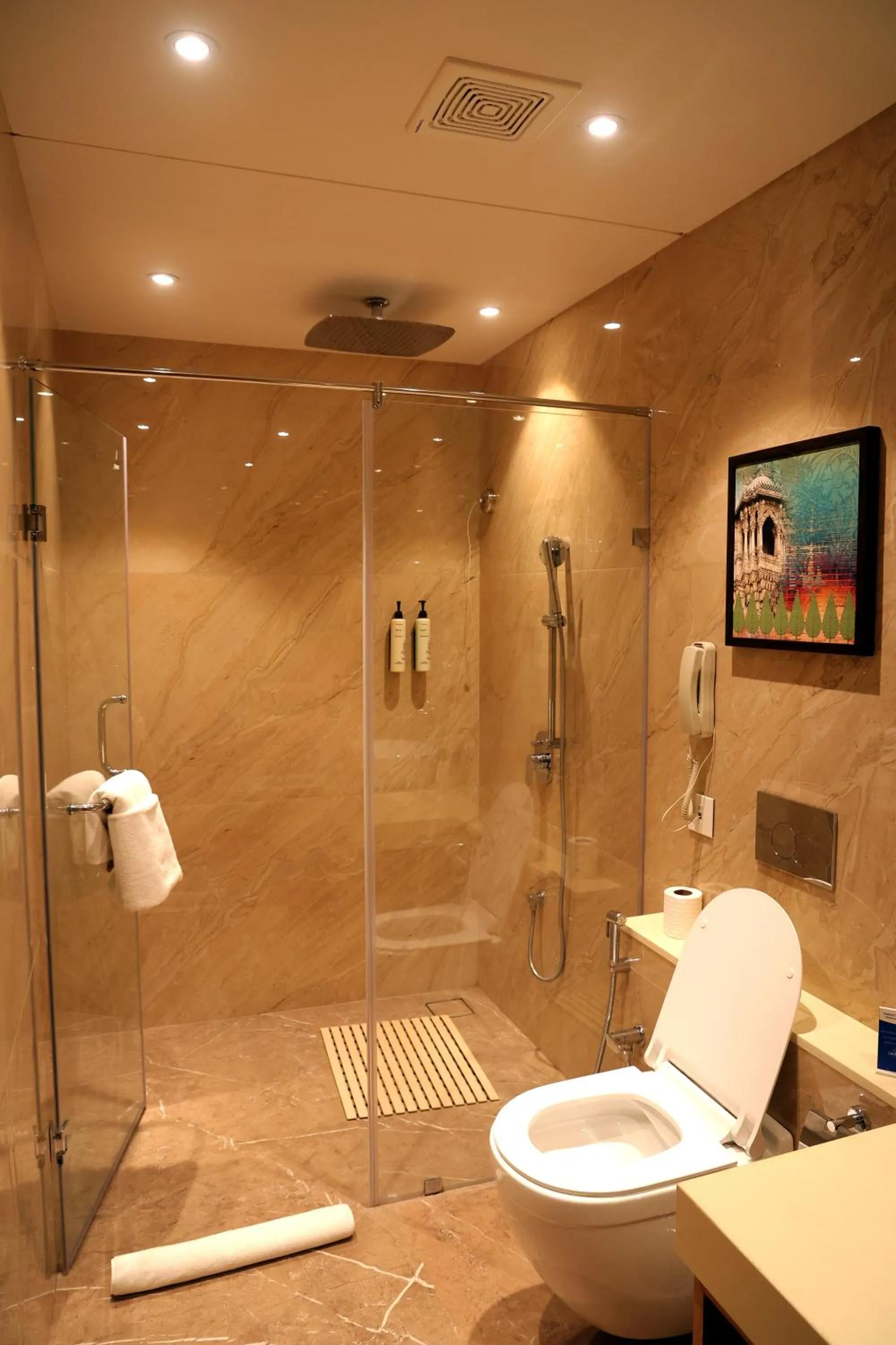 Sarovar Portico, Somnath