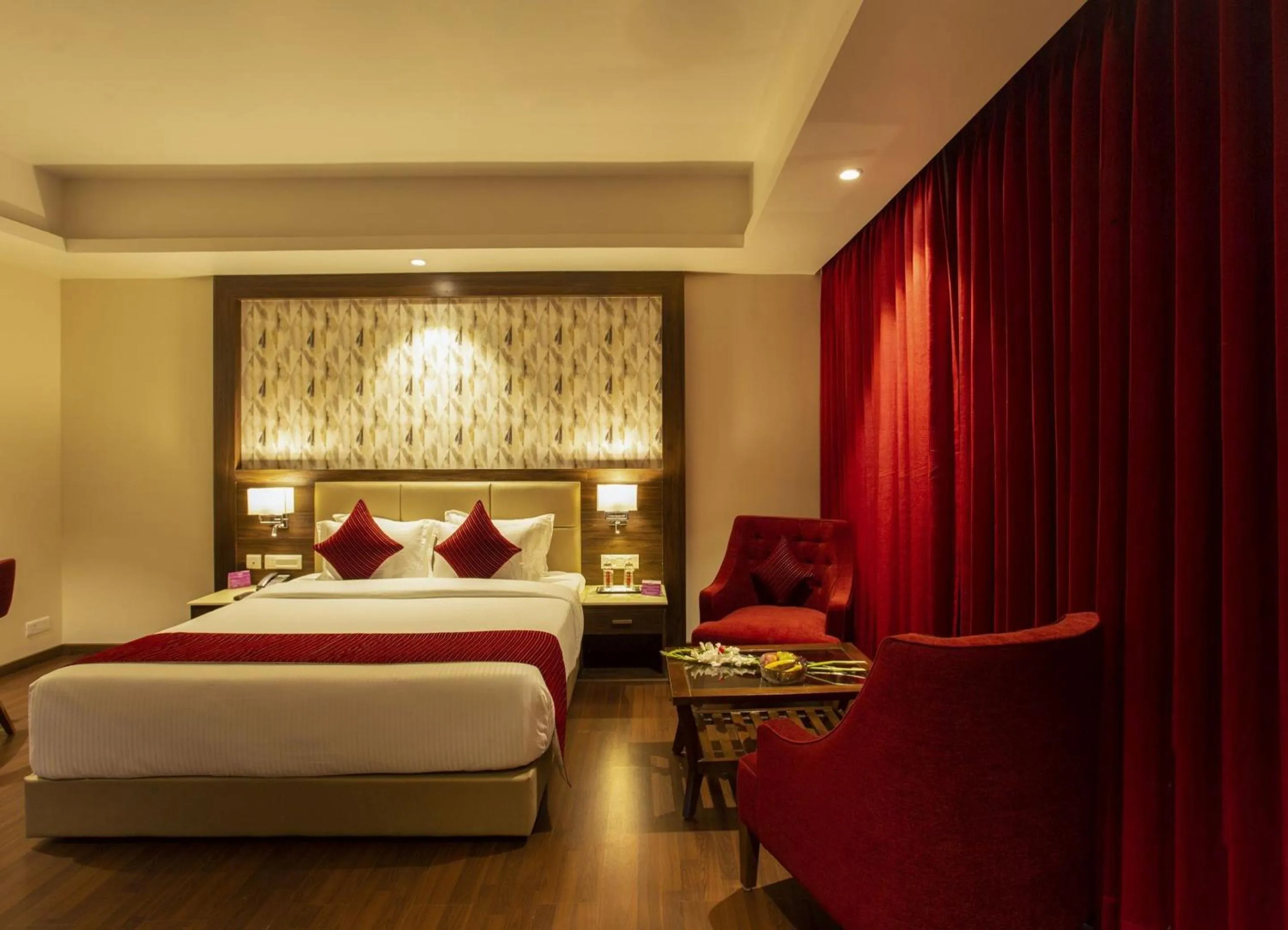 Bedroom, Bed in Sarovar Portico, Somnath