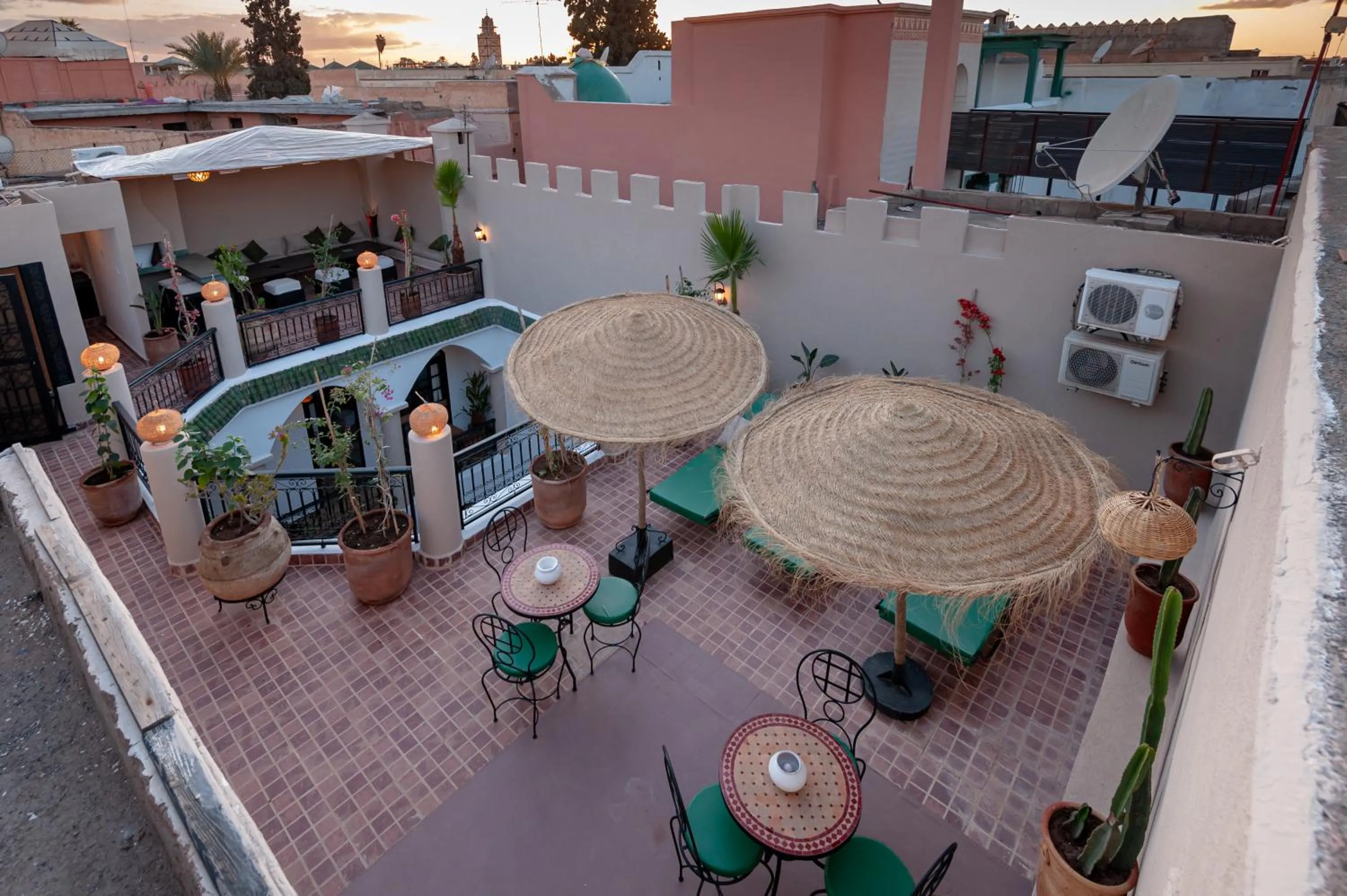 Property building in Riad Eldar