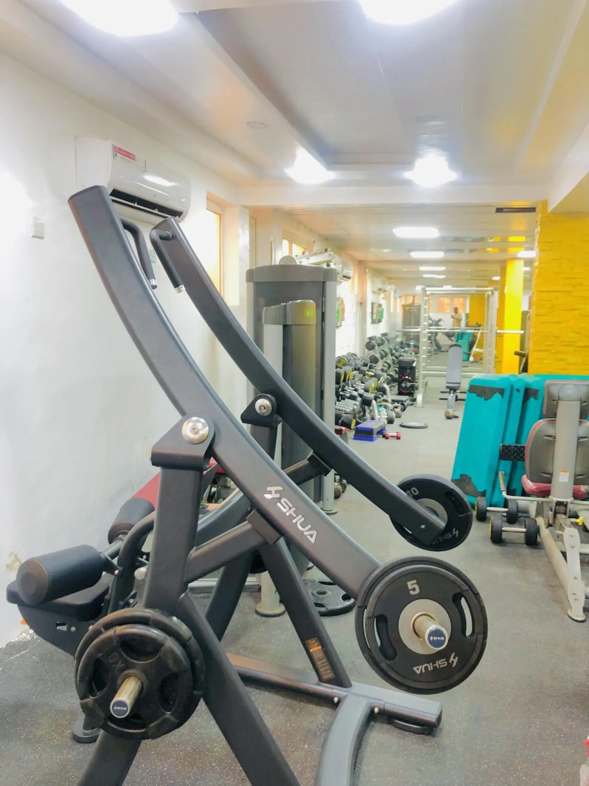 Fitness centre/facilities in Dalchifit Suites by Premium Swiss Hospitality Fitness centre/facilities in Dalchifit Suites by Premium Swiss Hospitality