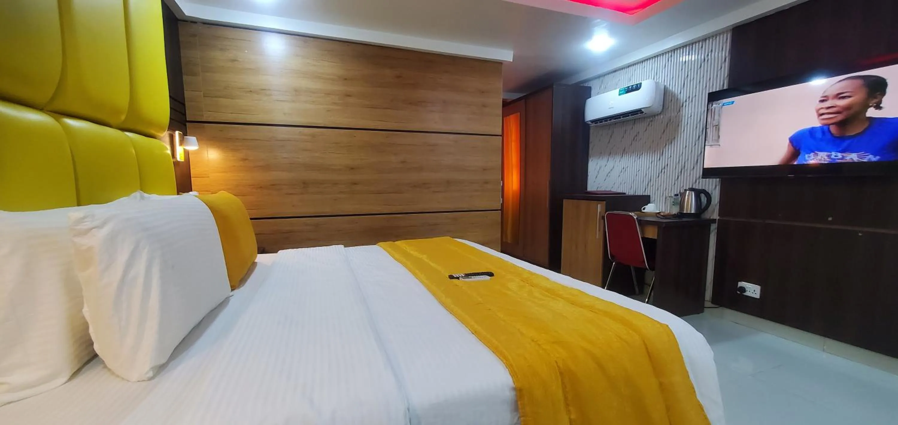 Bed in Dalchifit Suites by Premium Swiss Hospitality