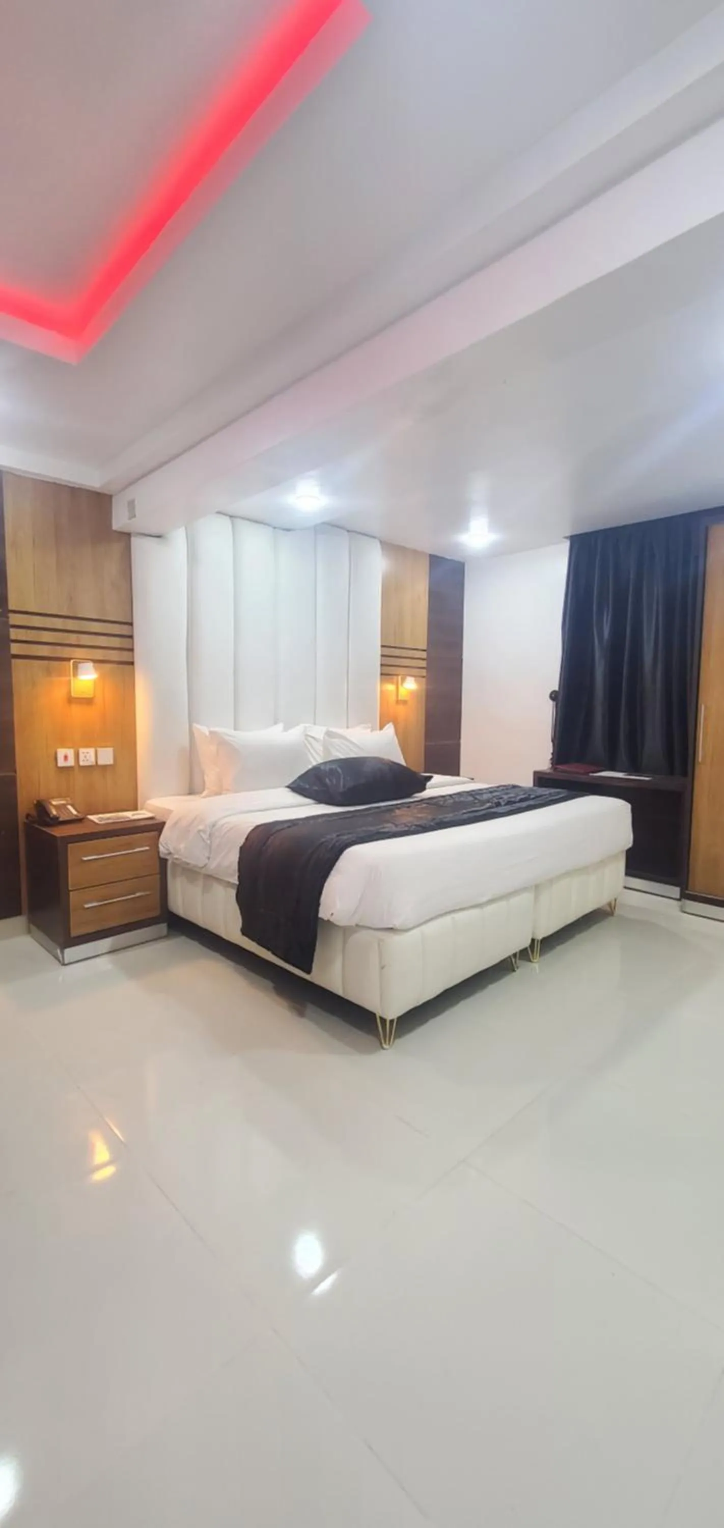 Bed in Dalchifit Suites by Premium Swiss Hospitality