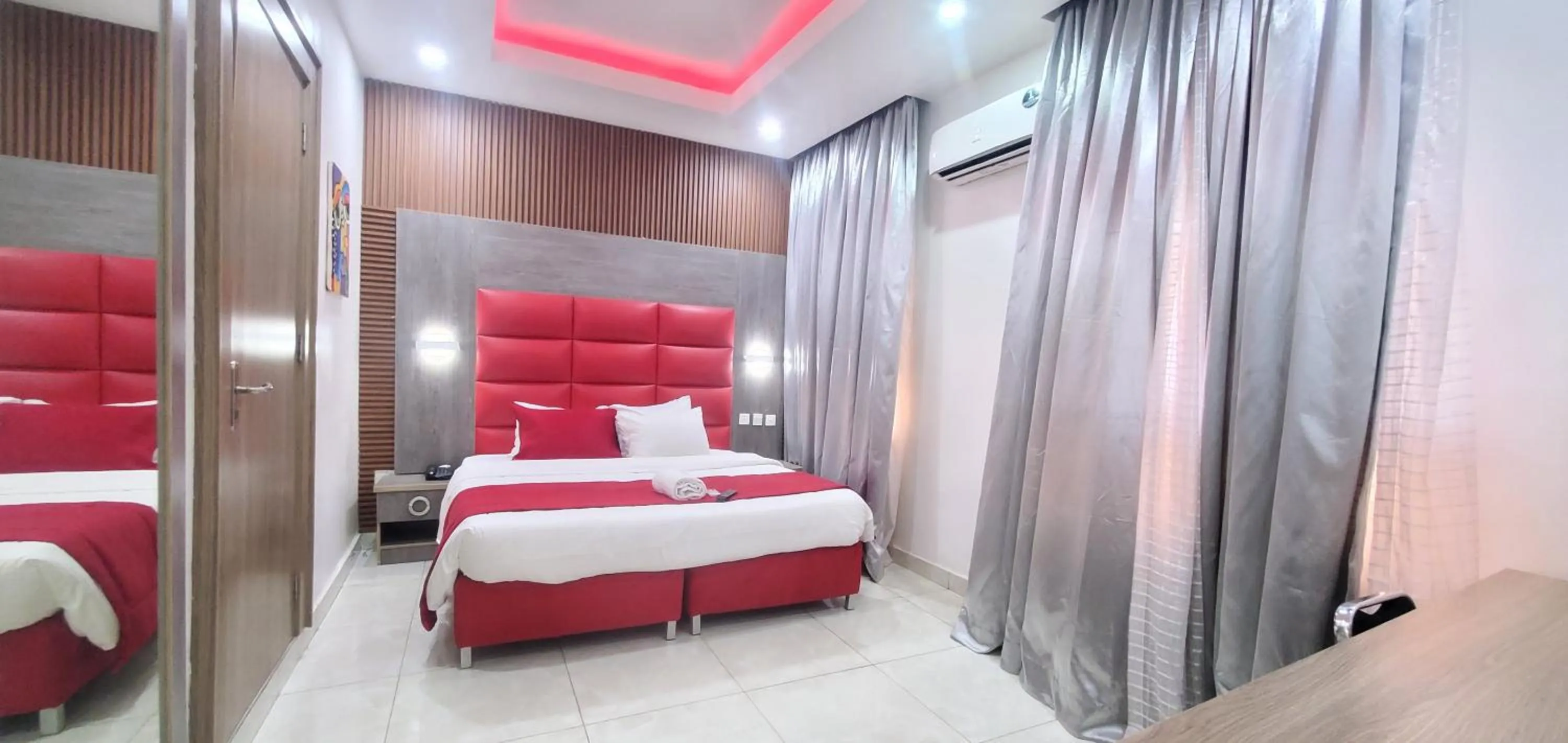 Bed in Dalchifit Suites by Premium Swiss Hospitality