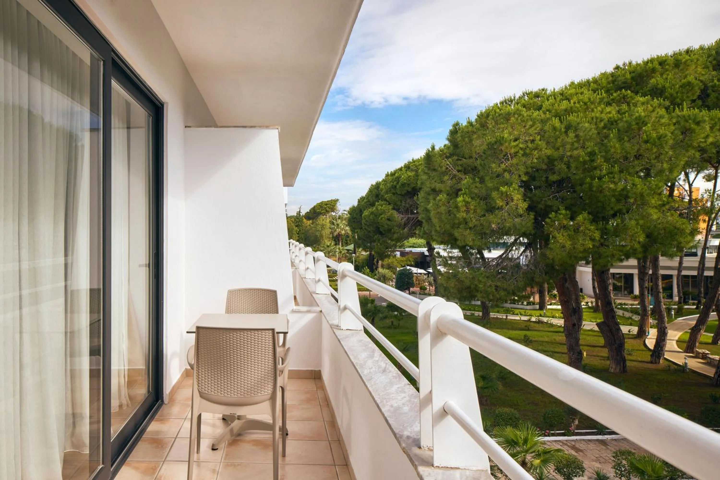 Property building in SOL Tropikal Durres