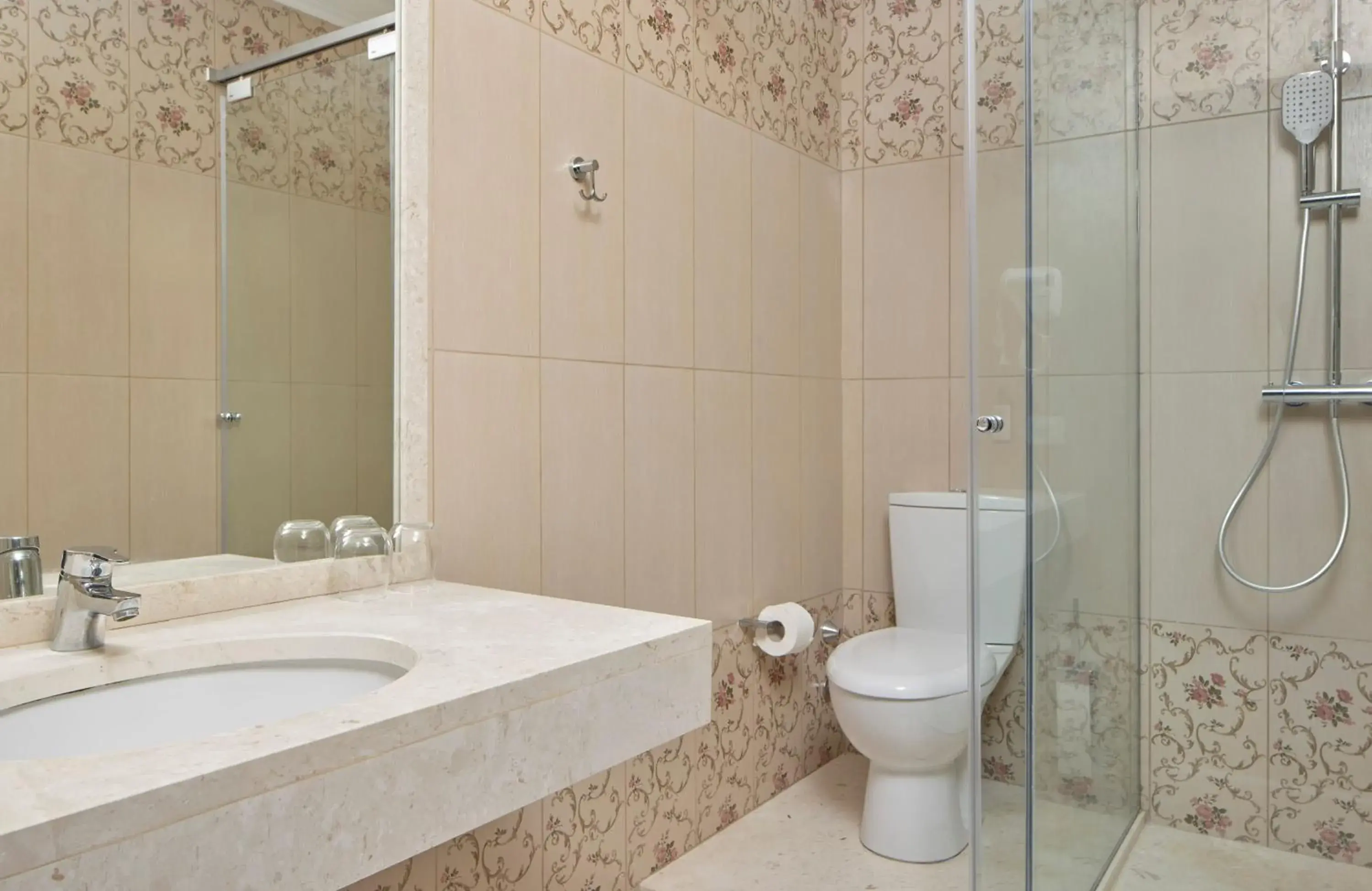 Bathroom in SOL Tropikal Durres Bathroom in SOL Tropikal Durres