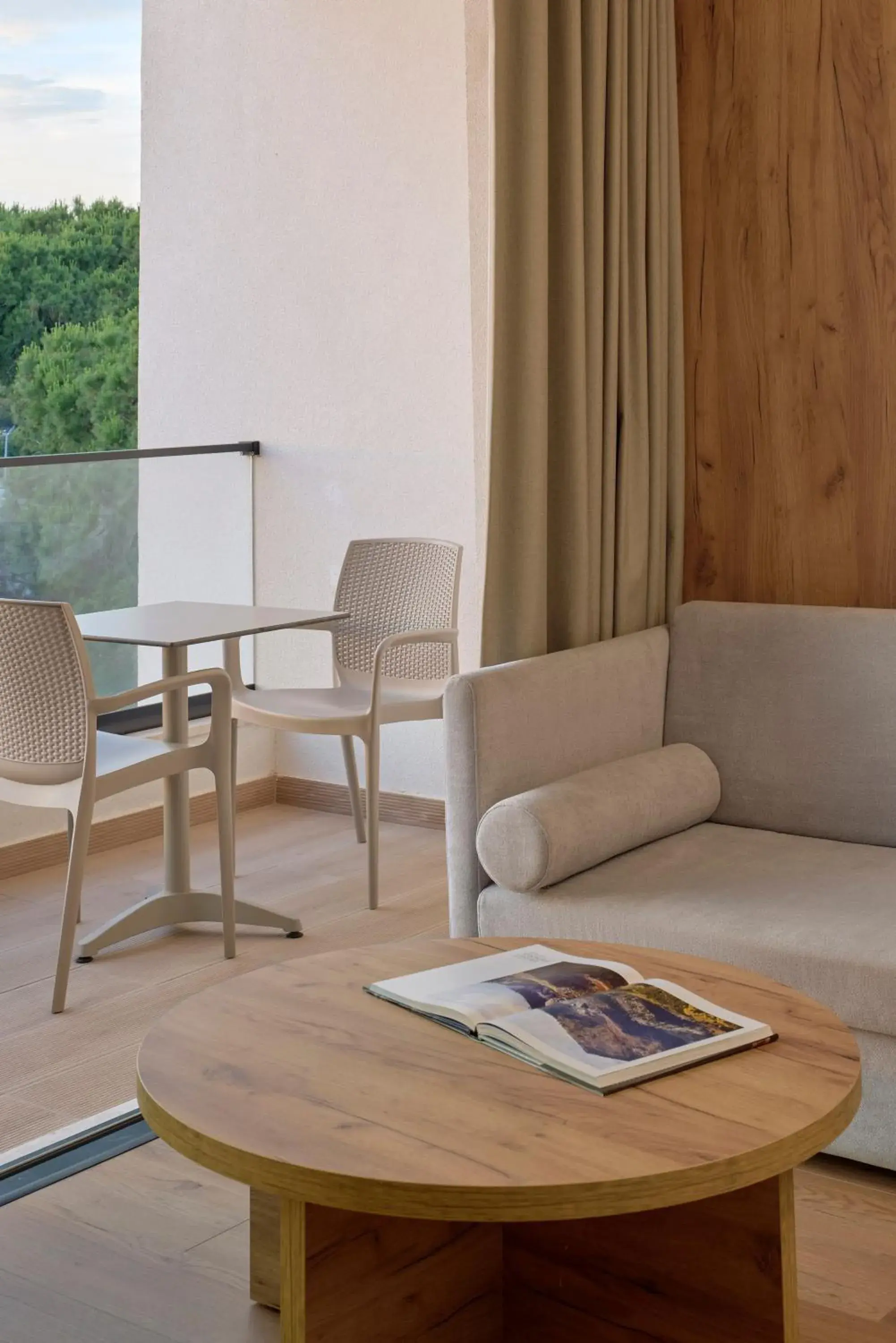 Property building in SOL Tropikal Durres Property building in SOL Tropikal Durres