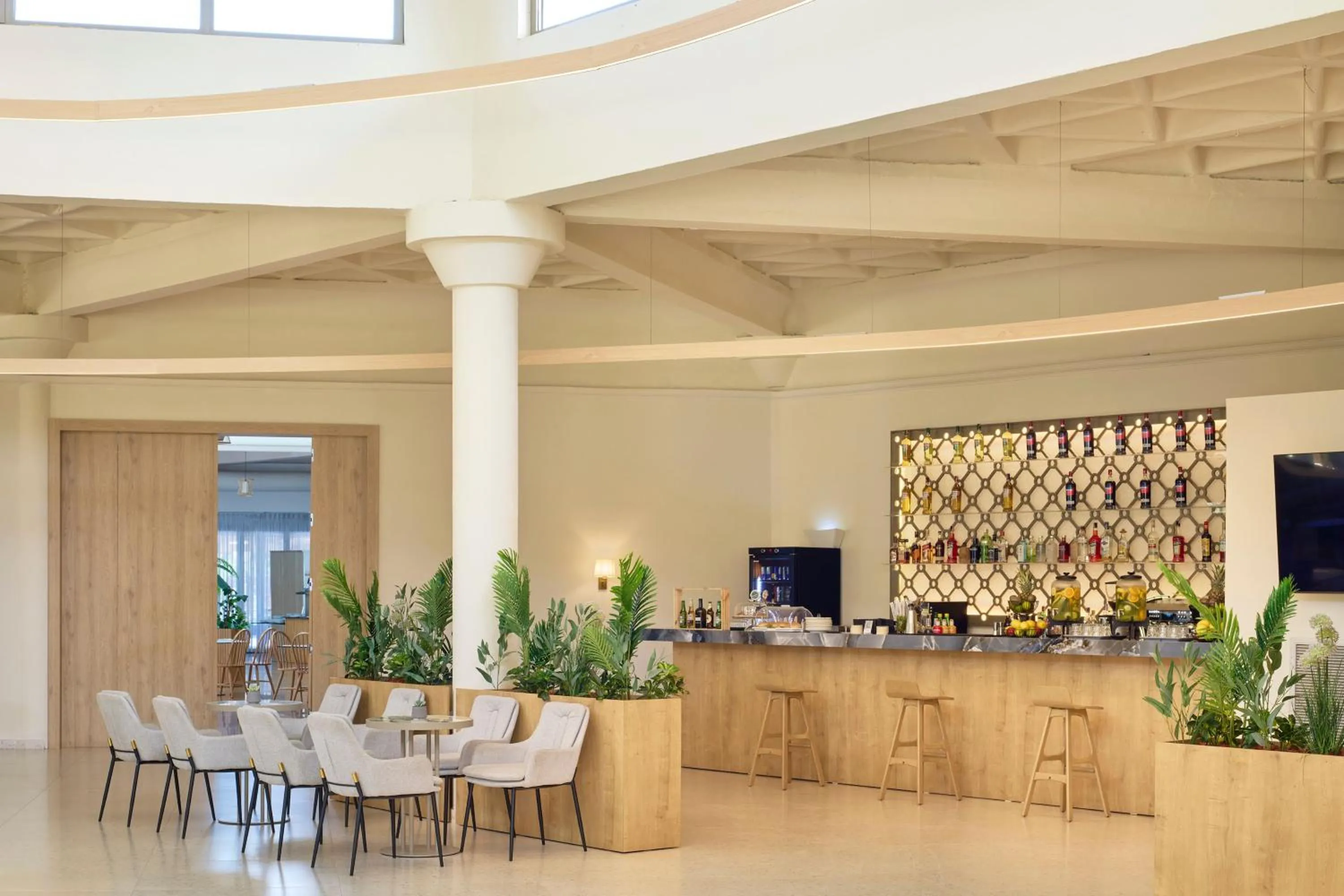 Property building in SOL Tropikal Durres