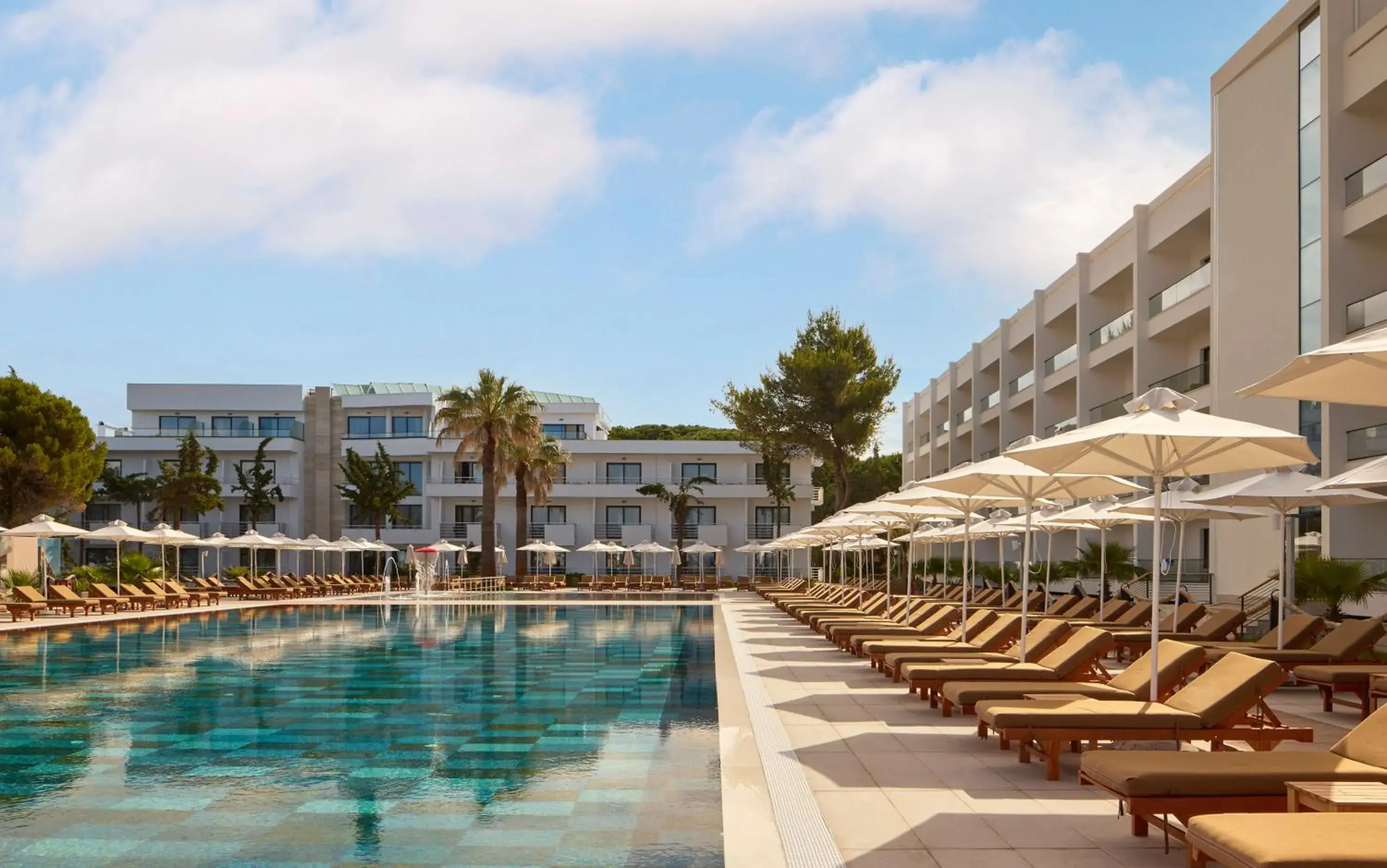 Property building in Sol Tropikal Durrës Property building in Sol Tropikal Durrës