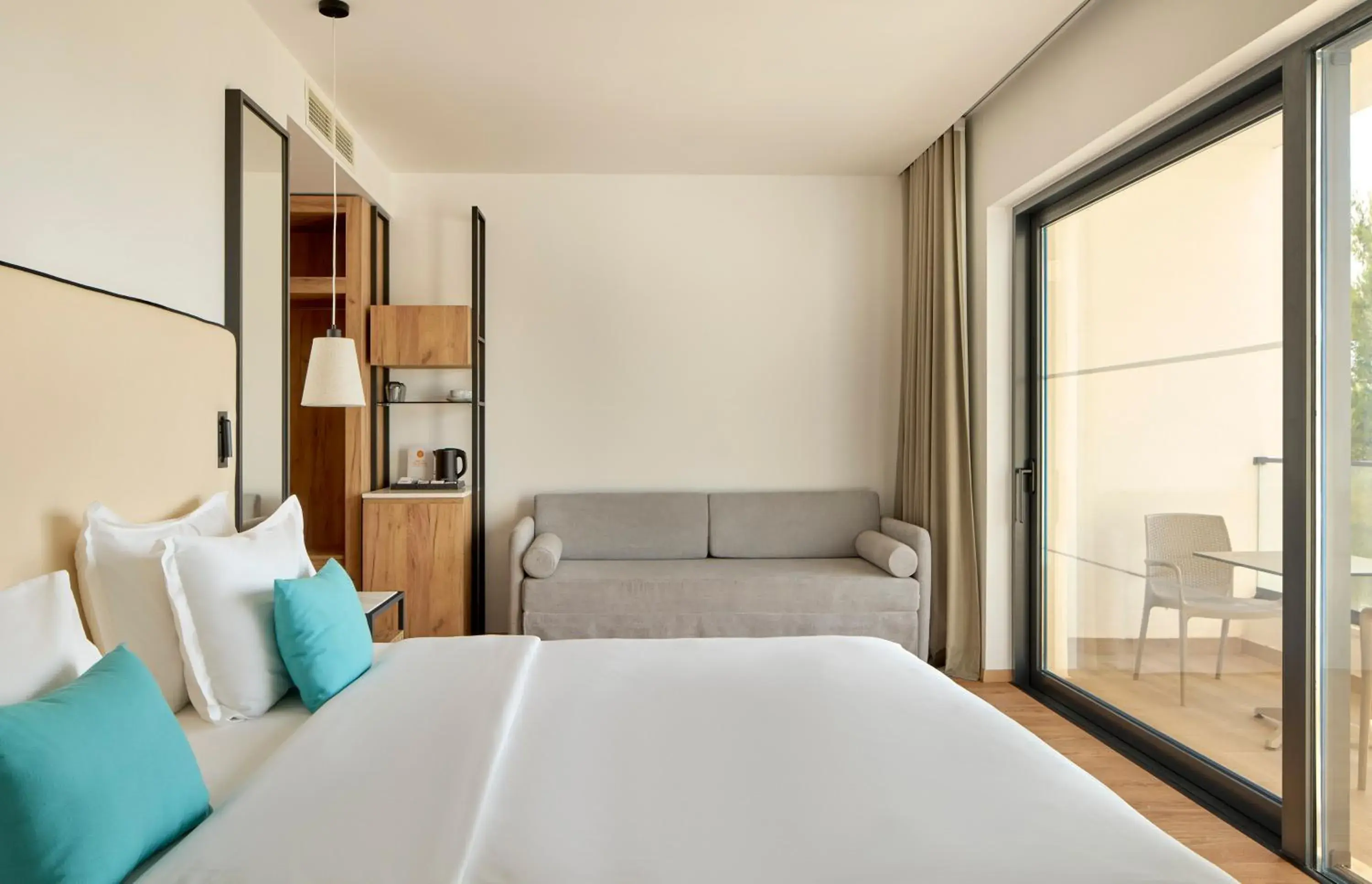 Bed in Sol Tropikal Durrës Bed in Sol Tropikal Durrës