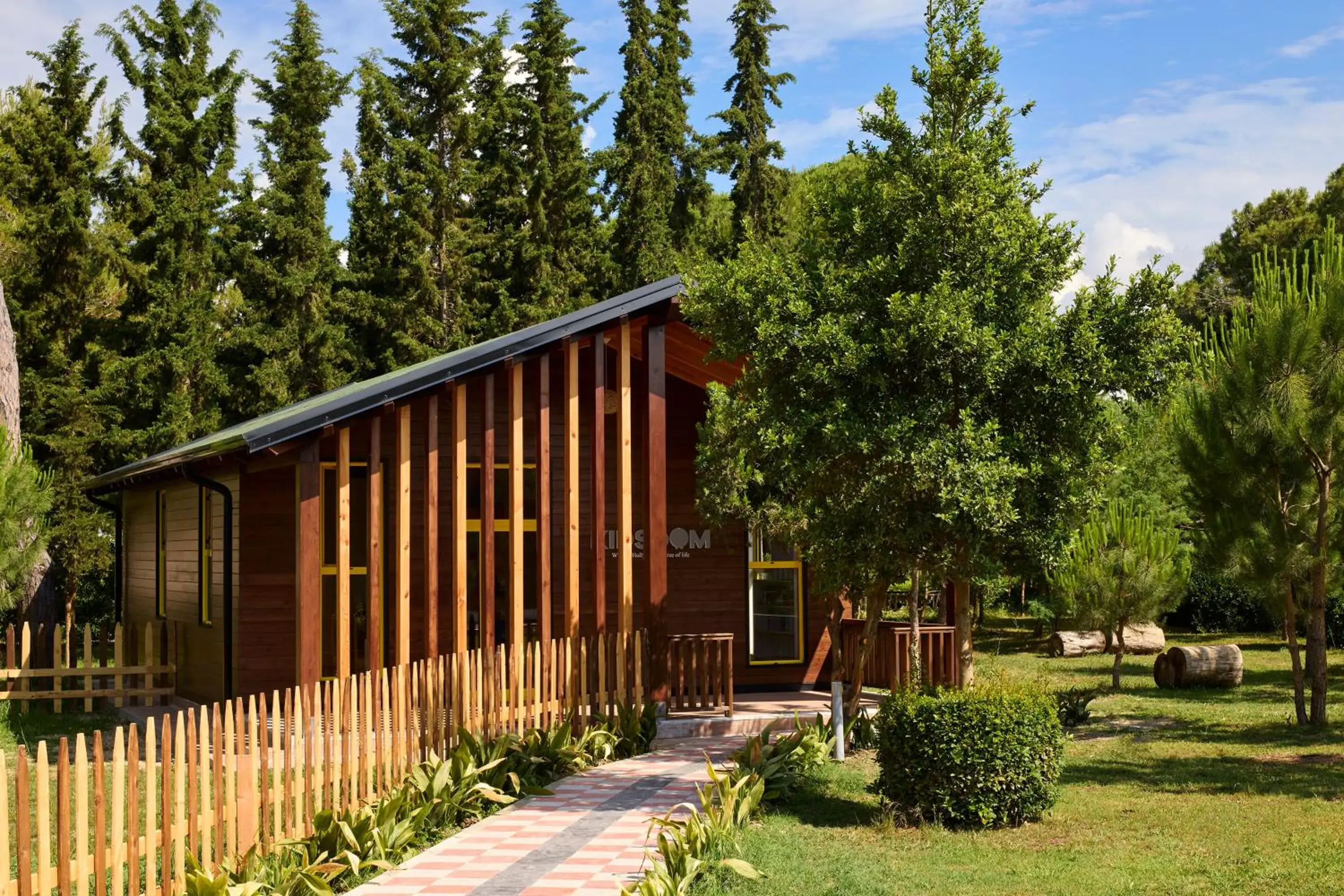 Property building in Sol Tropikal Durrës Property building in Sol Tropikal Durrës