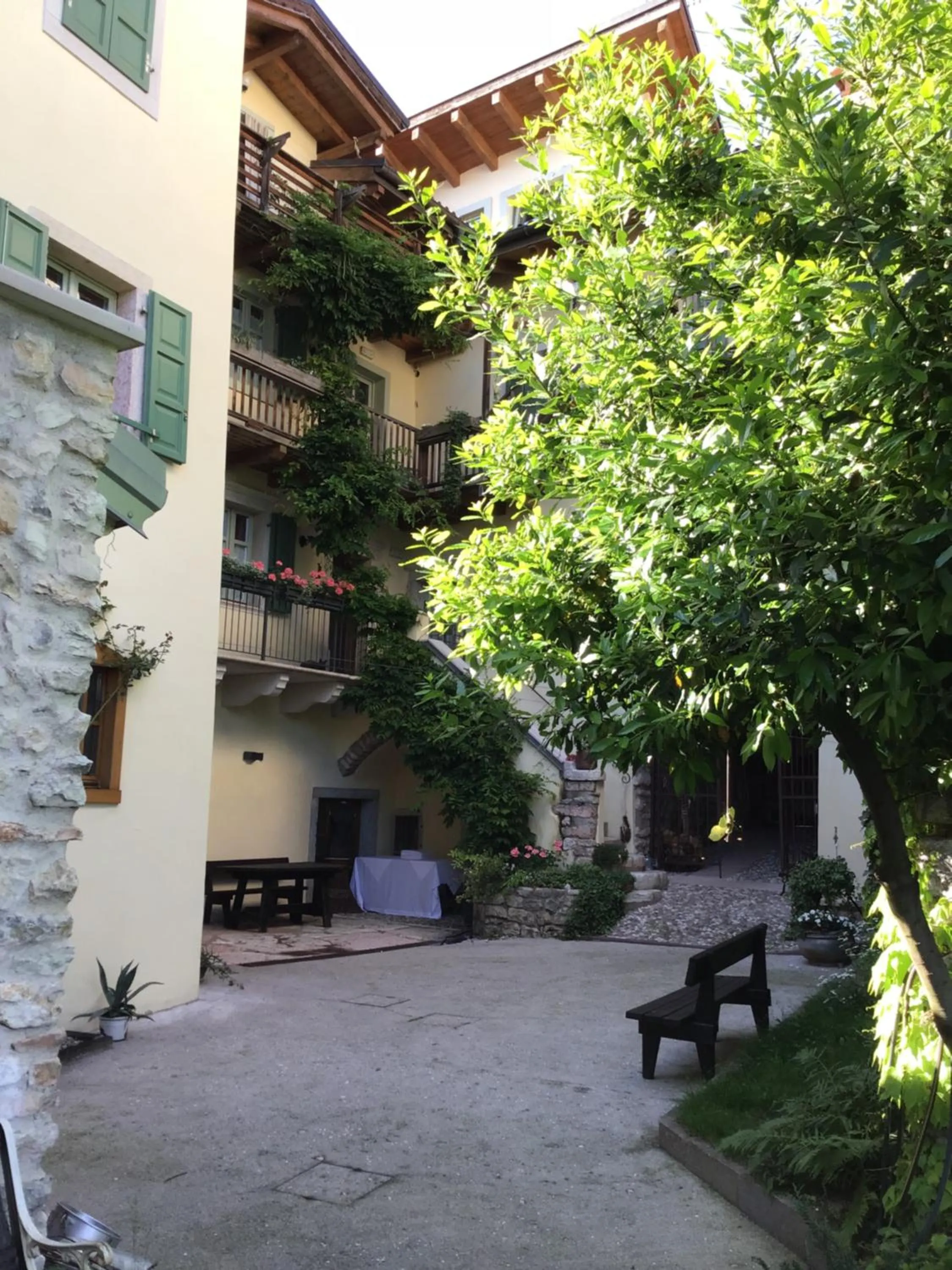 Property building in Villa Monica