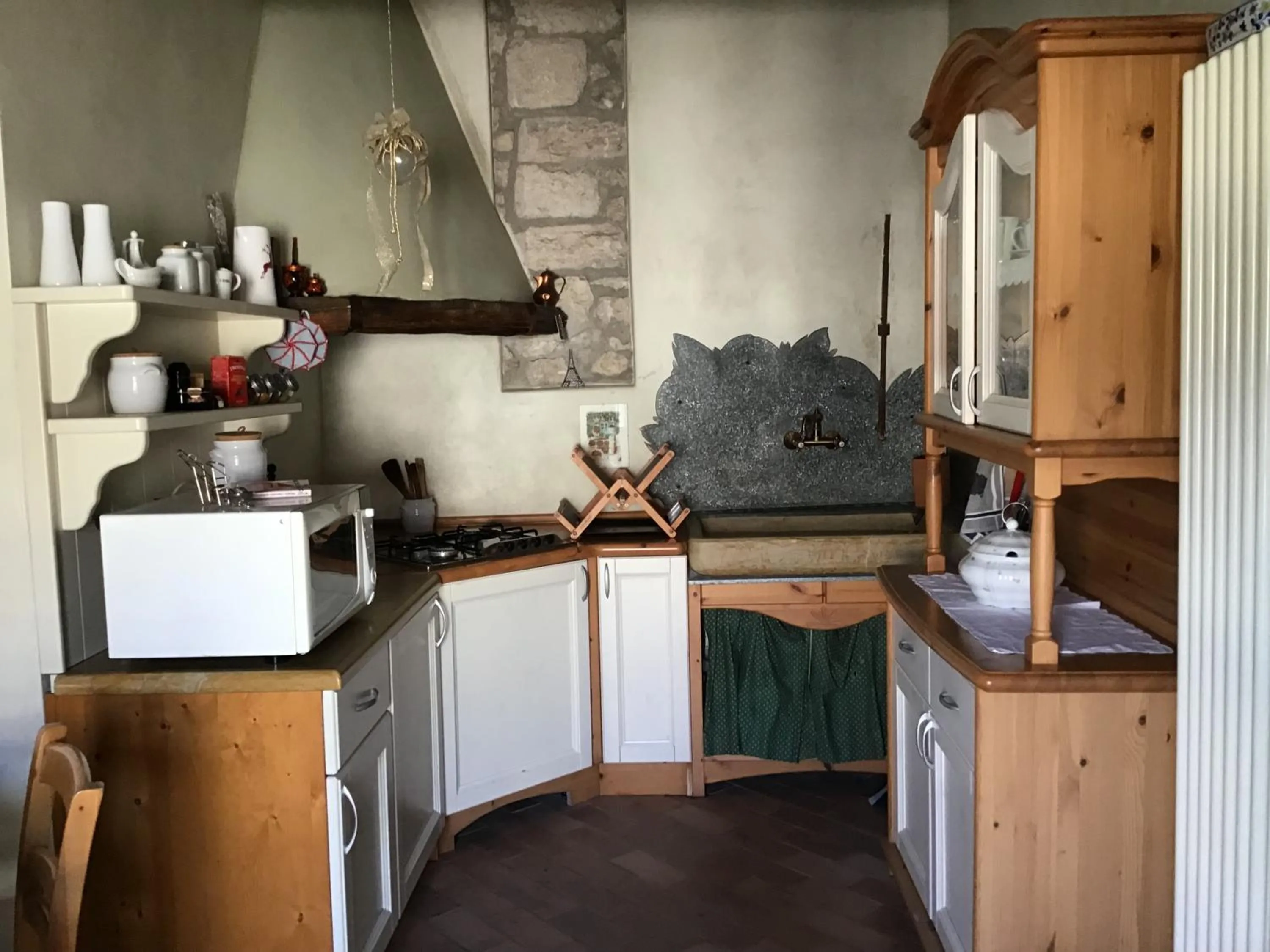 Kitchen or kitchenette in Villa Monica