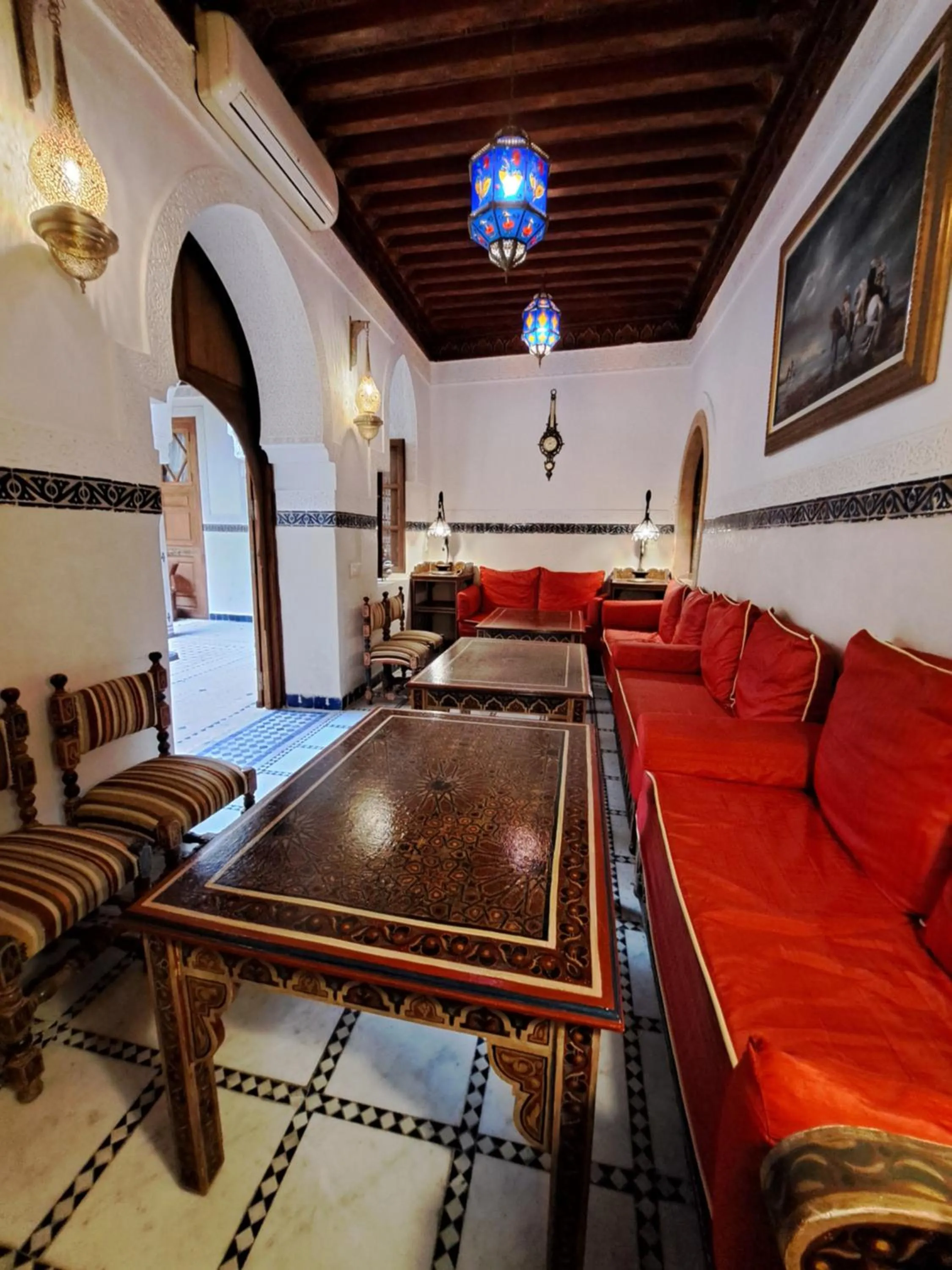 Dining area in Dar Al Kounouz