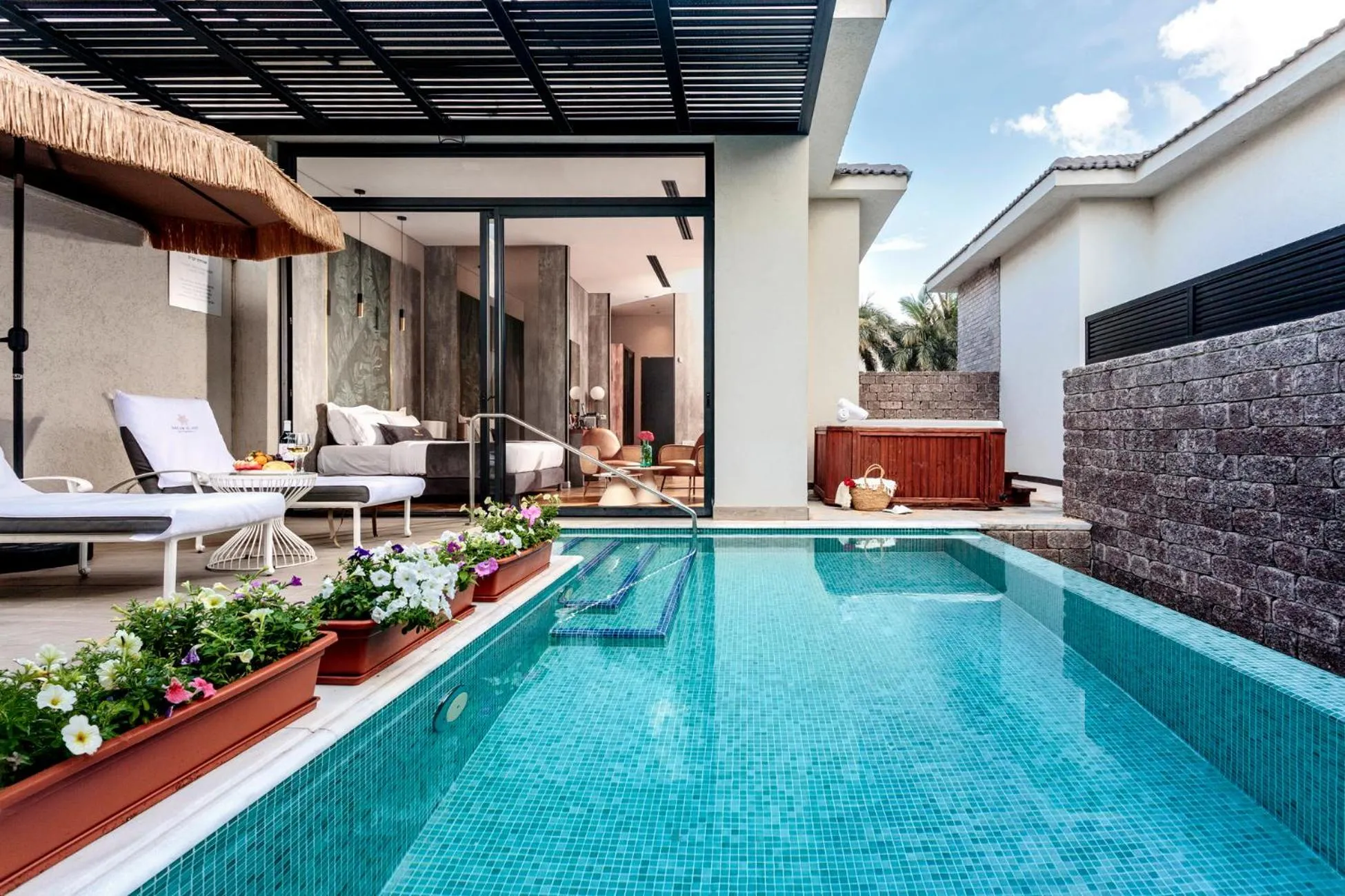 Swimming pool in Dream Island Spa & Health Resort