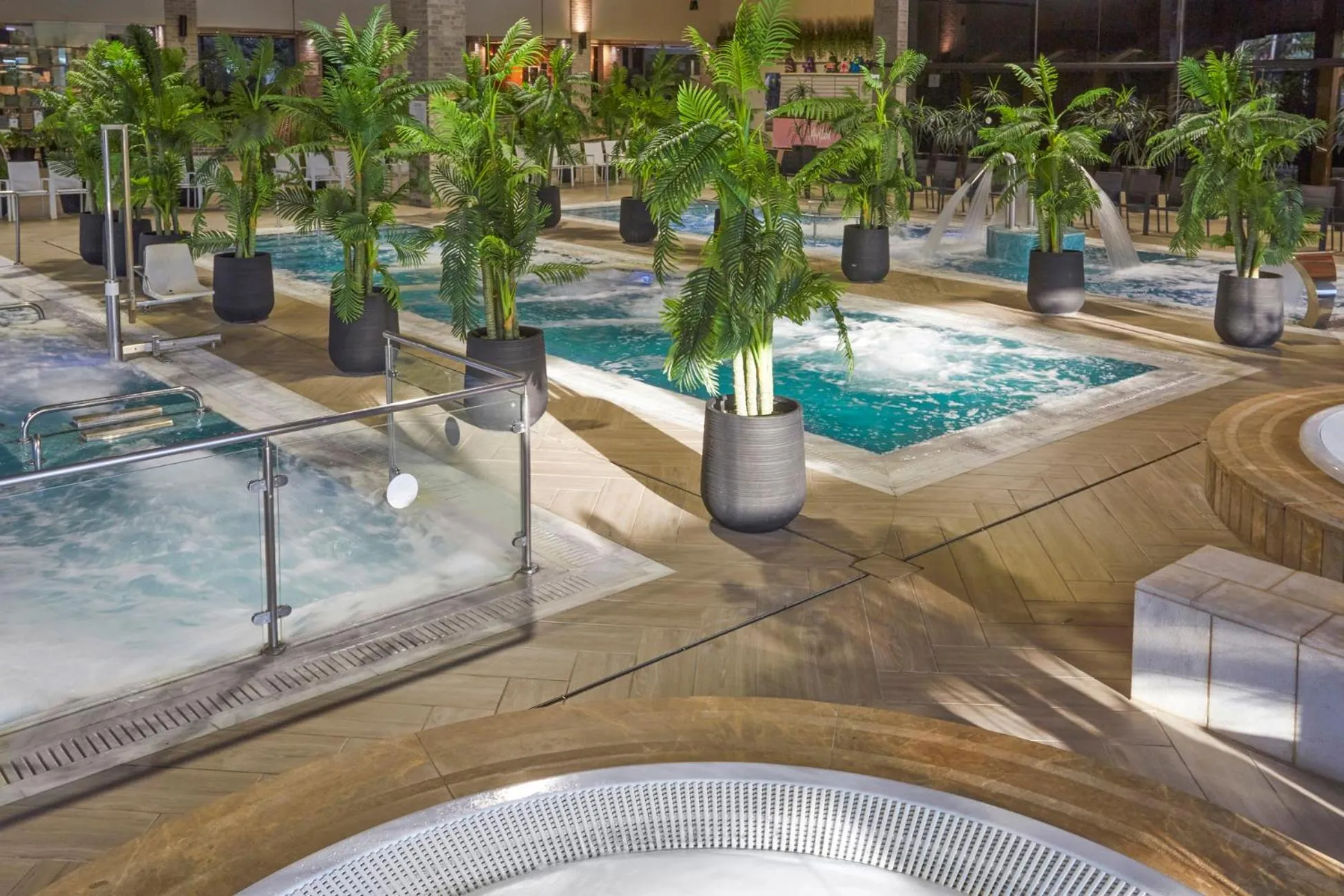 Swimming pool in Dream Island Spa & Health Resort