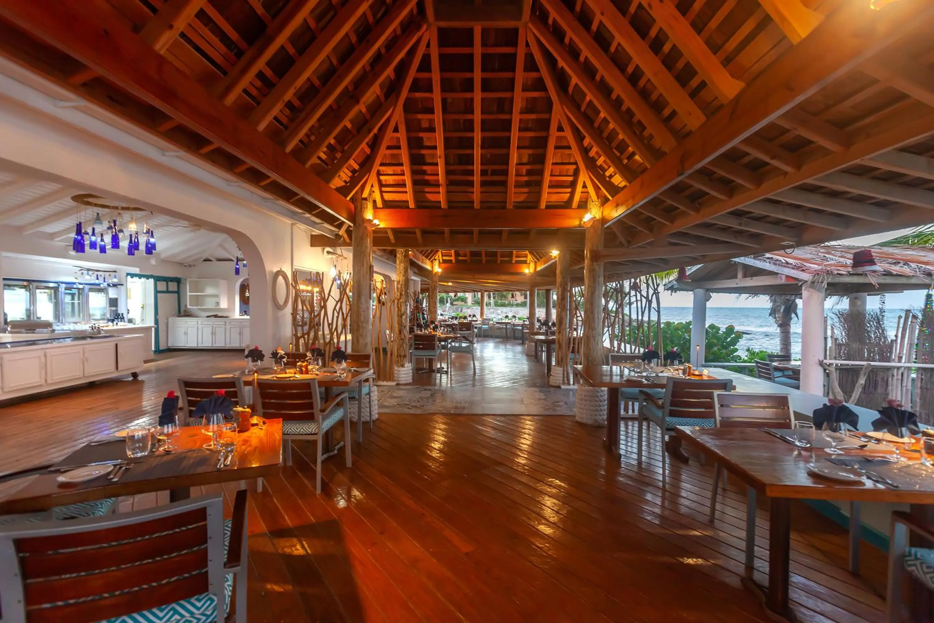 Restaurant/places to eat in Ocean Point Beach Resort & Spa Adults Only