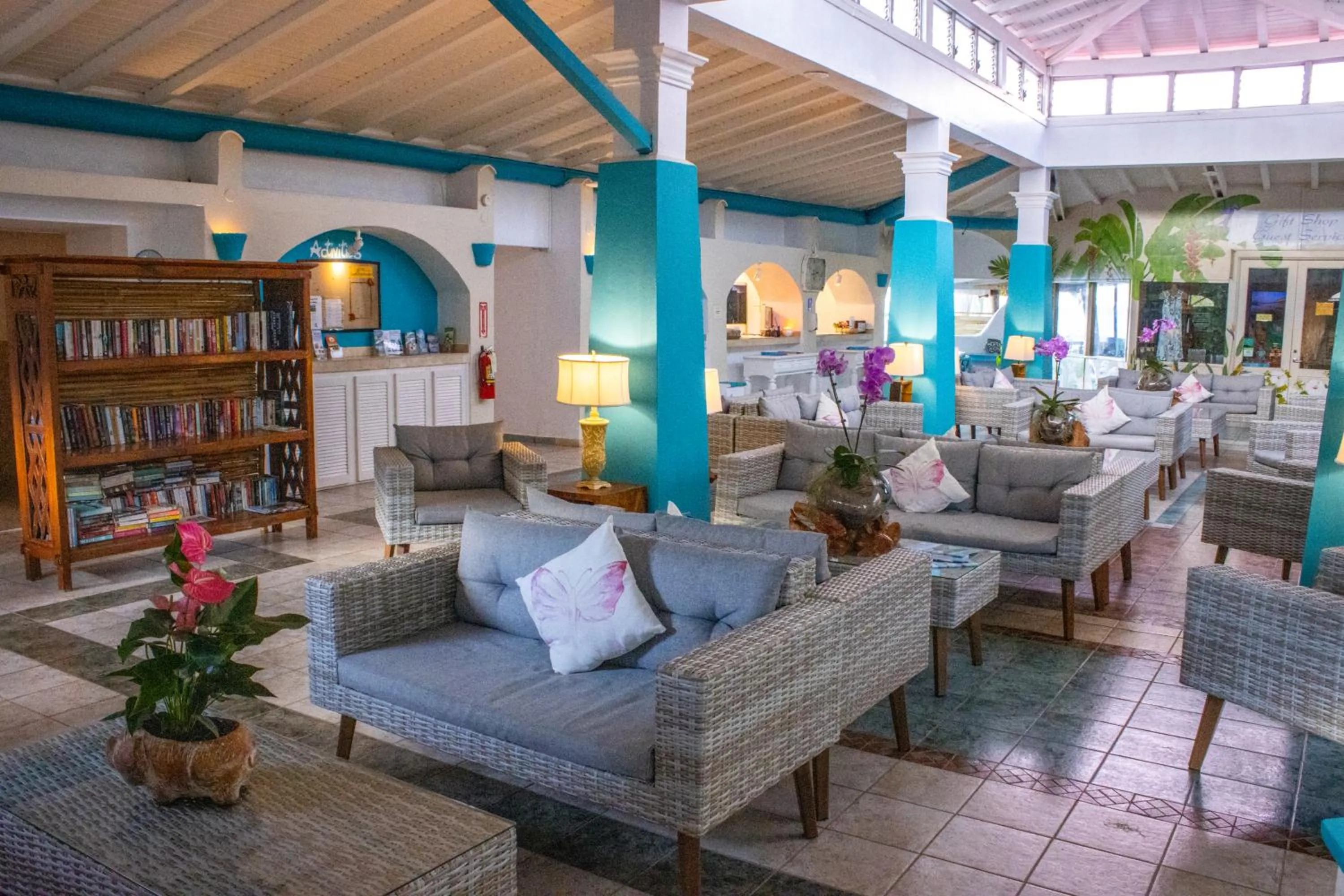Seating area in Ocean Point Beach Resort & Spa Adults Only