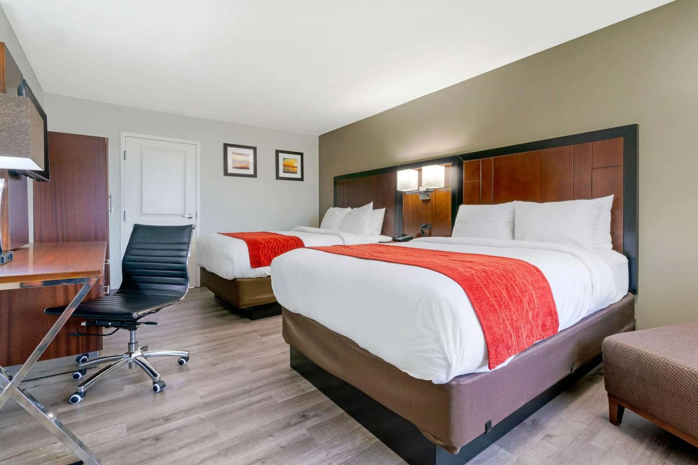 Photo of the whole room, Bed in Comfort Inn Antioch - Century Plaza