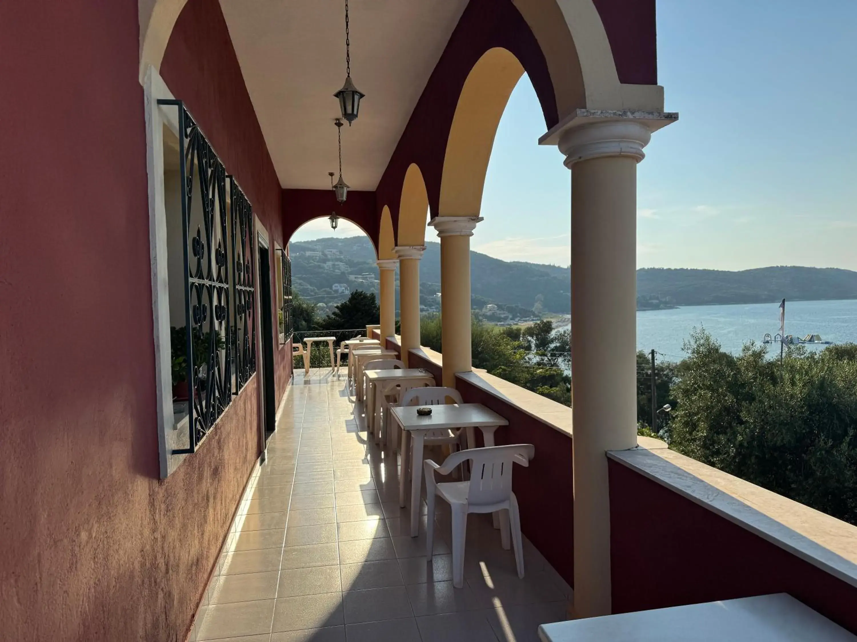 APRAOS BAY HOTEL APRAOS BAY HOTEL