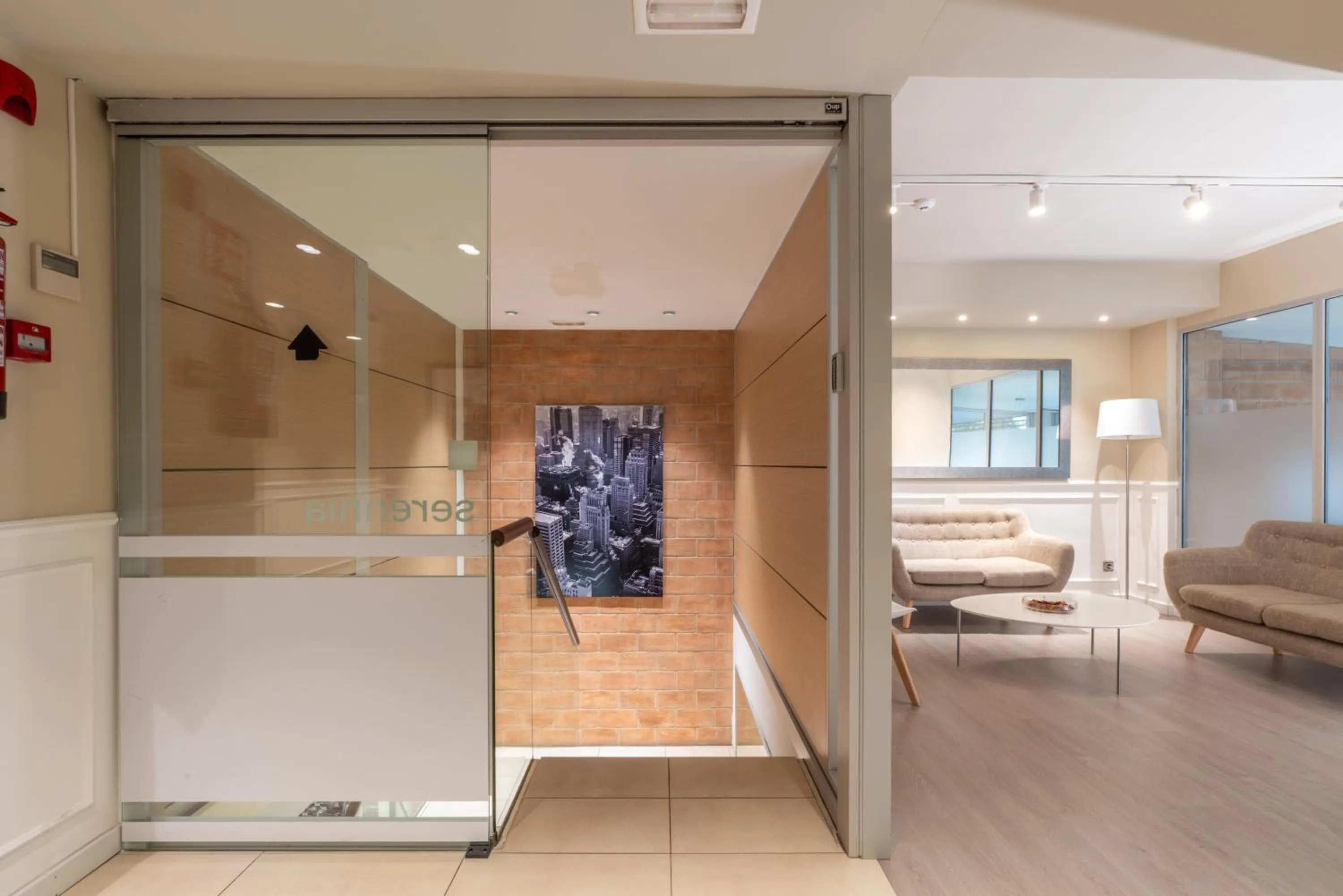 Living room in Serennia Fira Gran Via Exclusive Rooms