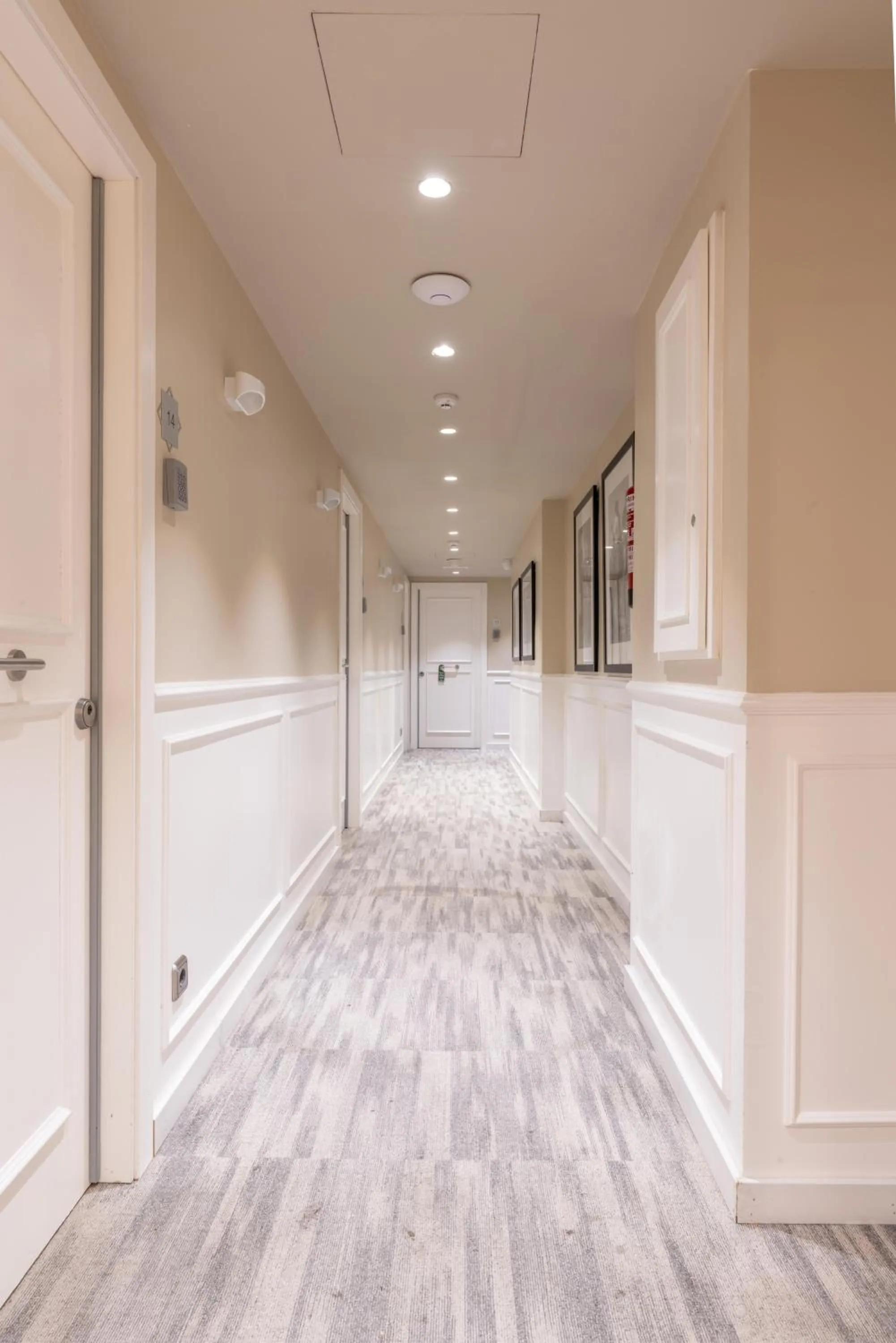 Living room in Serennia Fira Gran Via Exclusive Rooms