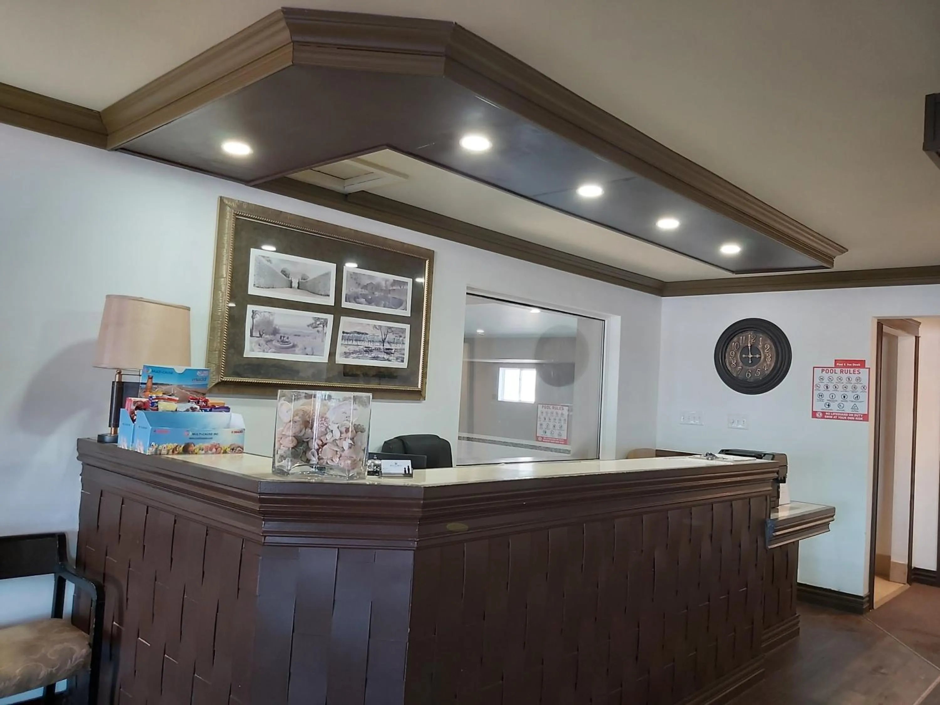 Lobby or reception in Seely's Motel