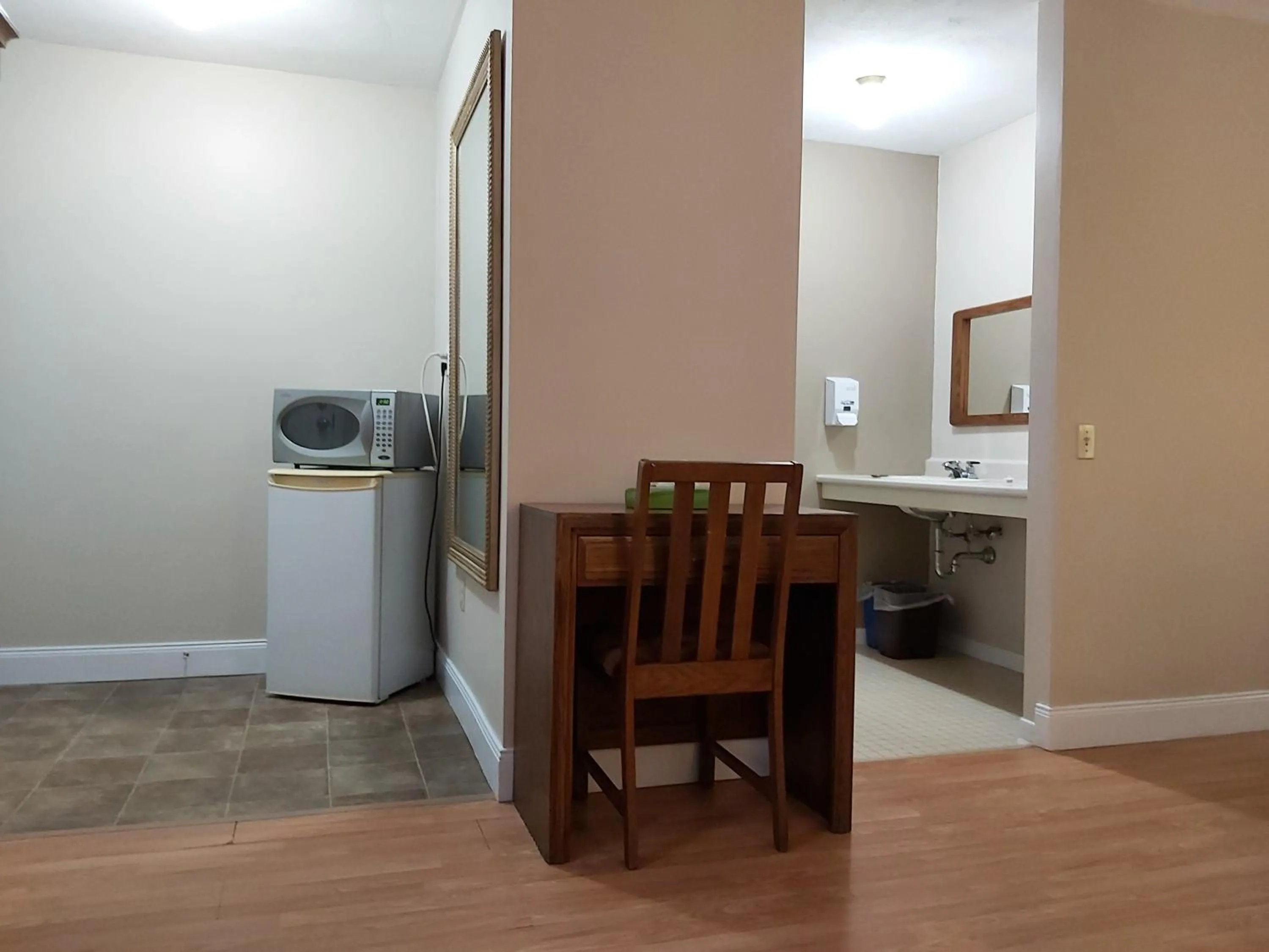 Facility for disabled guests in Seely's Motel