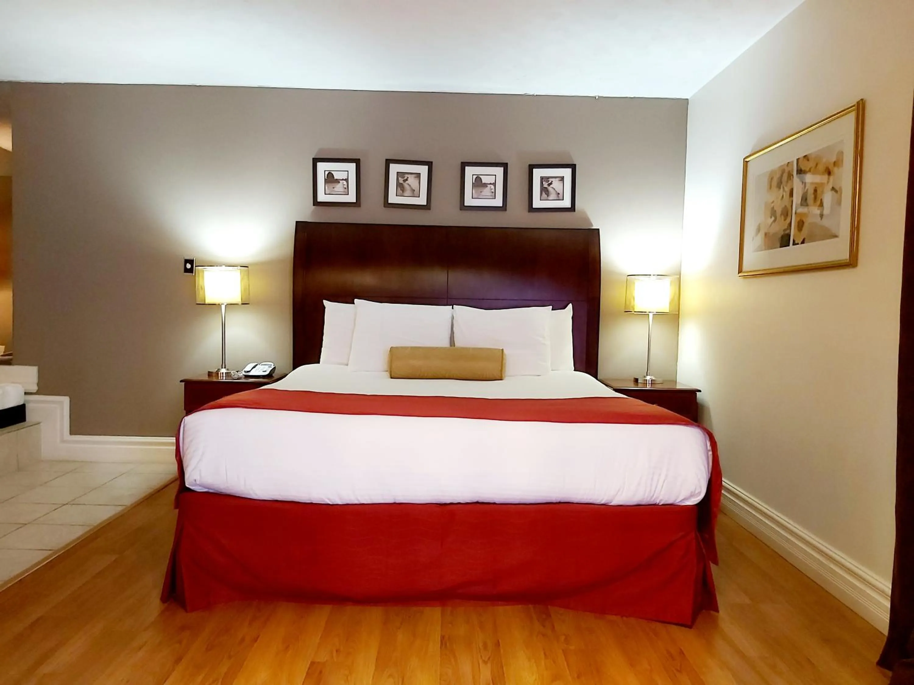 Bed in Seely's Motel