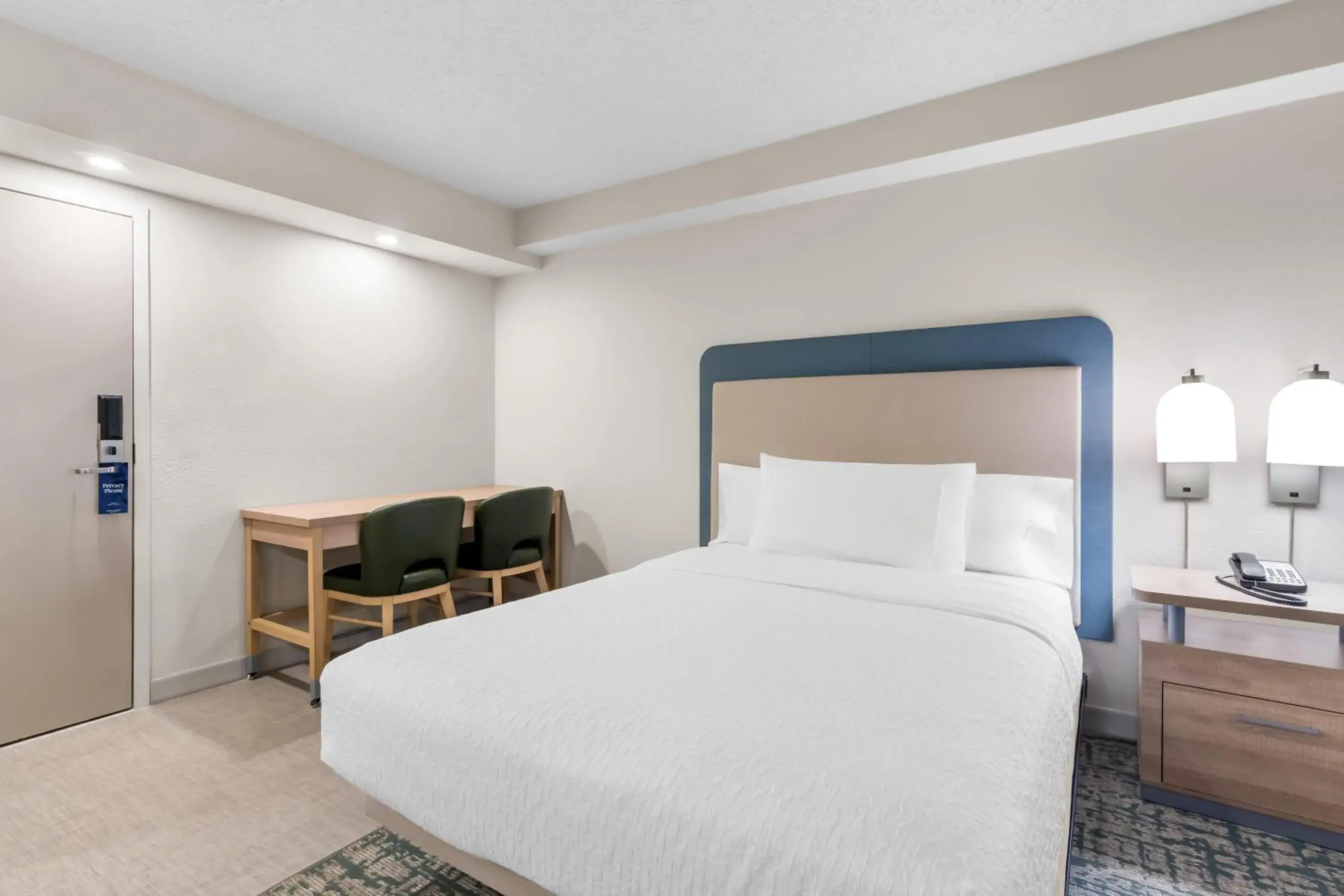 Bed in Homewood Suites by Hilton Oklahoma City Airport Bed in Homewood Suites by Hilton Oklahoma City Airport