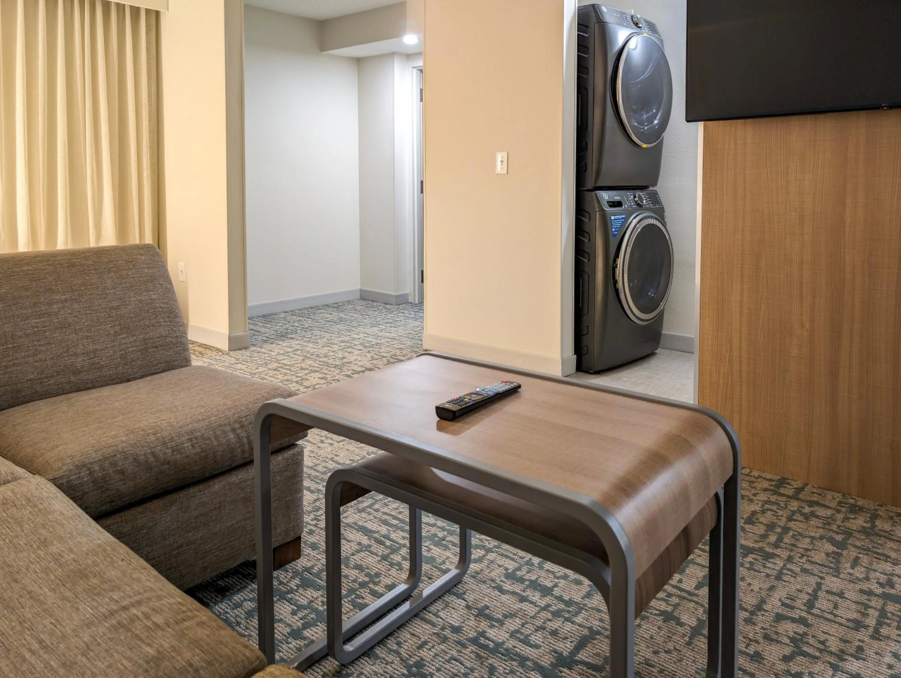 Living room in Homewood Suites by Hilton Oklahoma City Airport