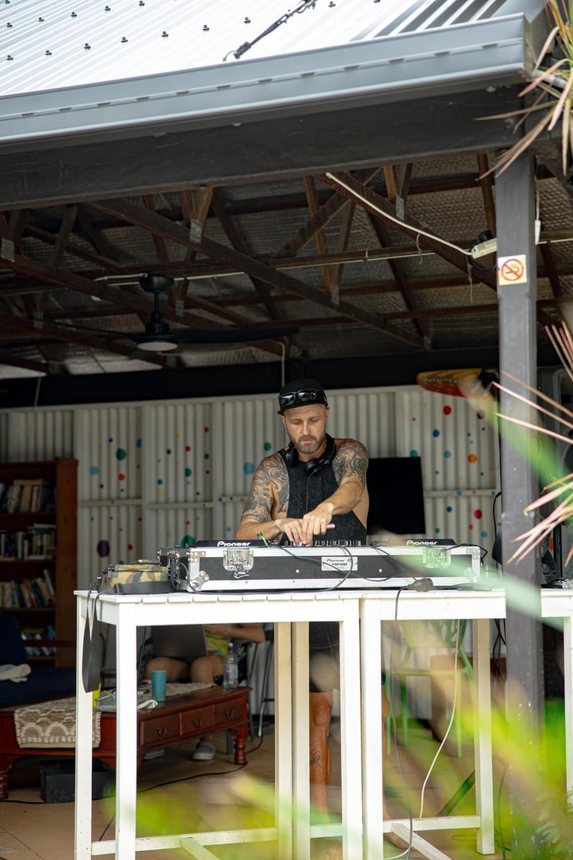 Evening entertainment in Coral Beach Lodge