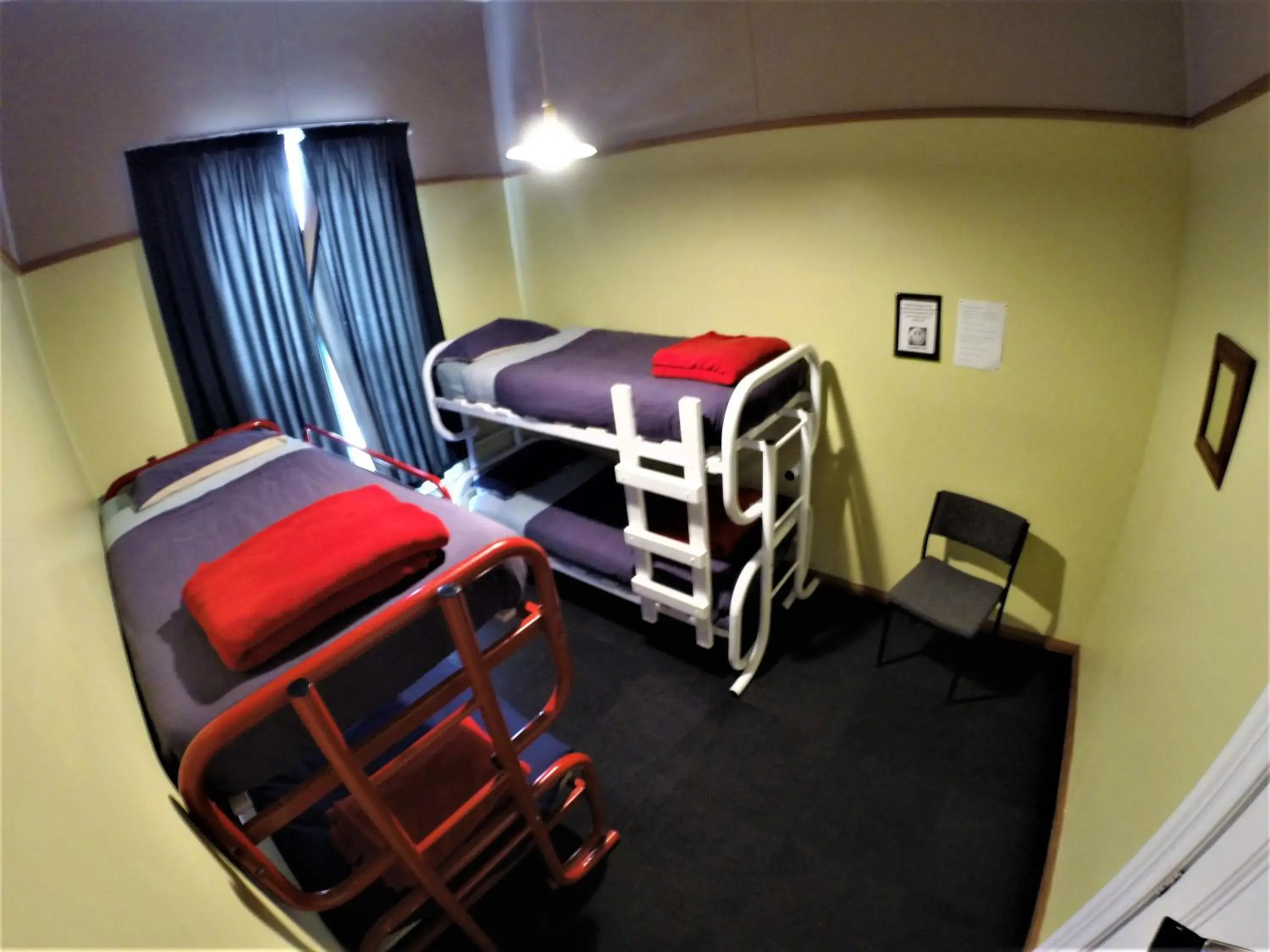 Photo of the whole room, Bed in Bazil's Backpackers BBH Hostel & Surf School Photo of the whole room, Bed in Bazil's Backpackers BBH Hostel & Surf School