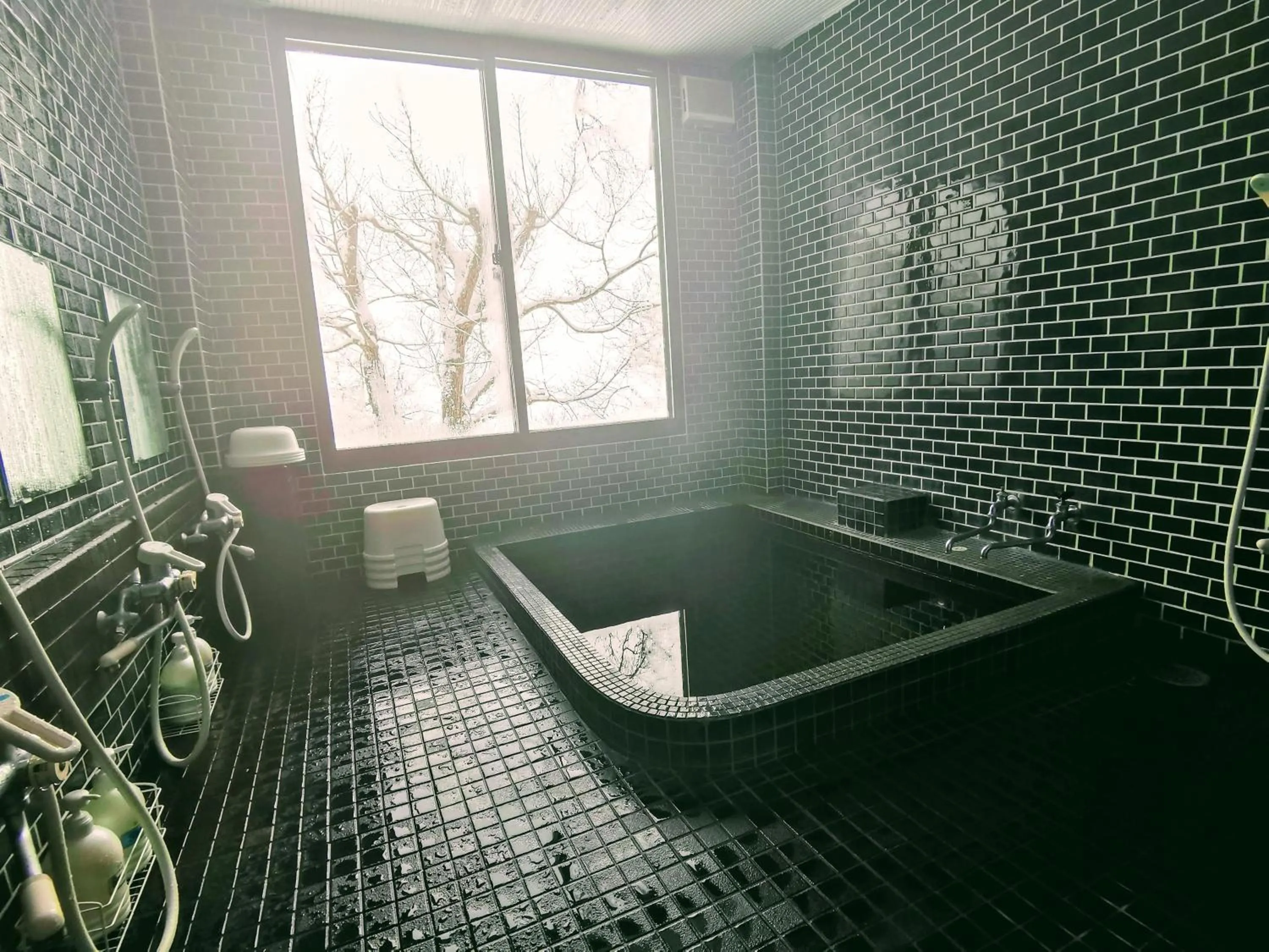 Hot Tub in Fujio Pension Madarao Apartment Hotel & Restaurant