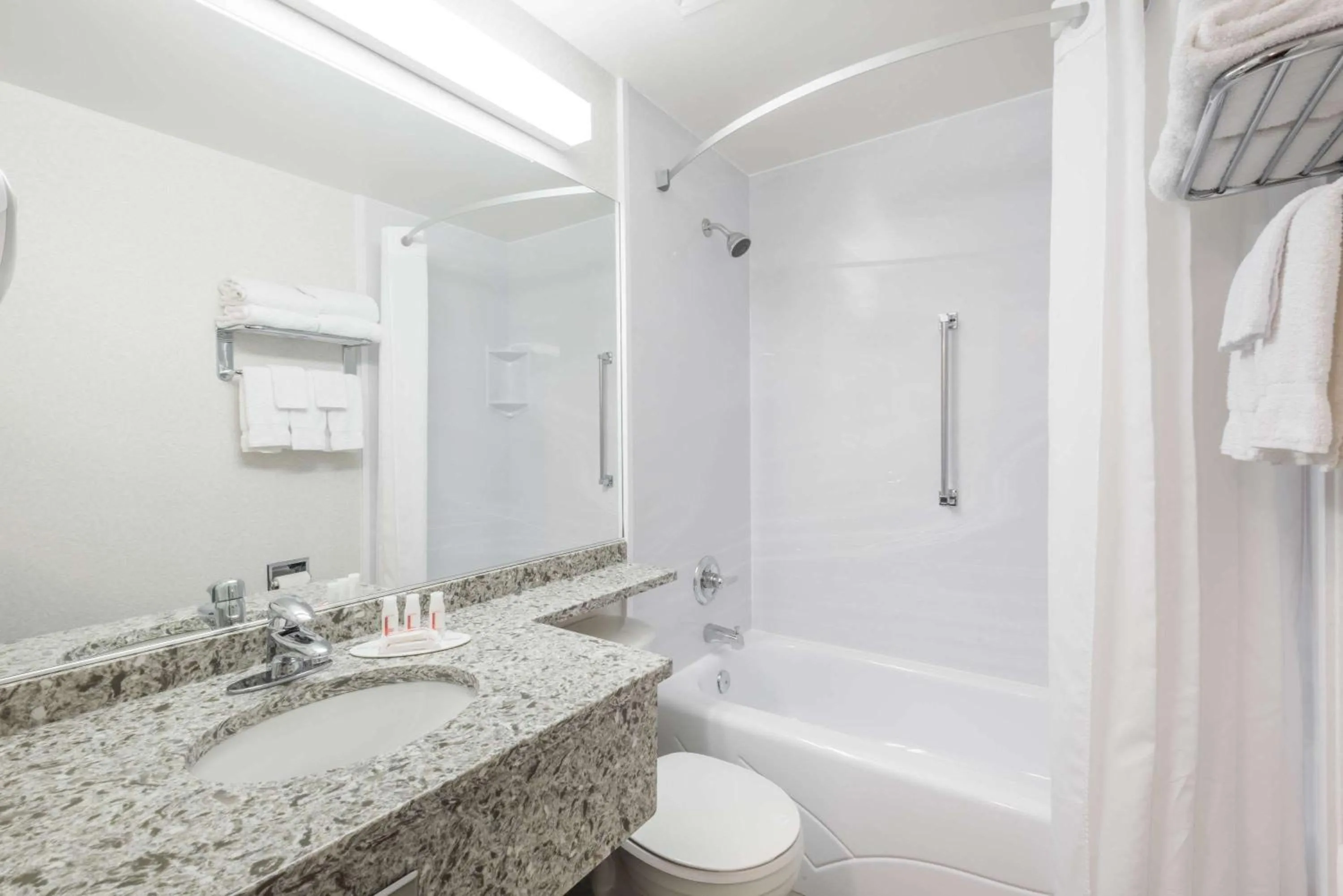 Bathroom in Super 8 by Wyndham Port Elgin