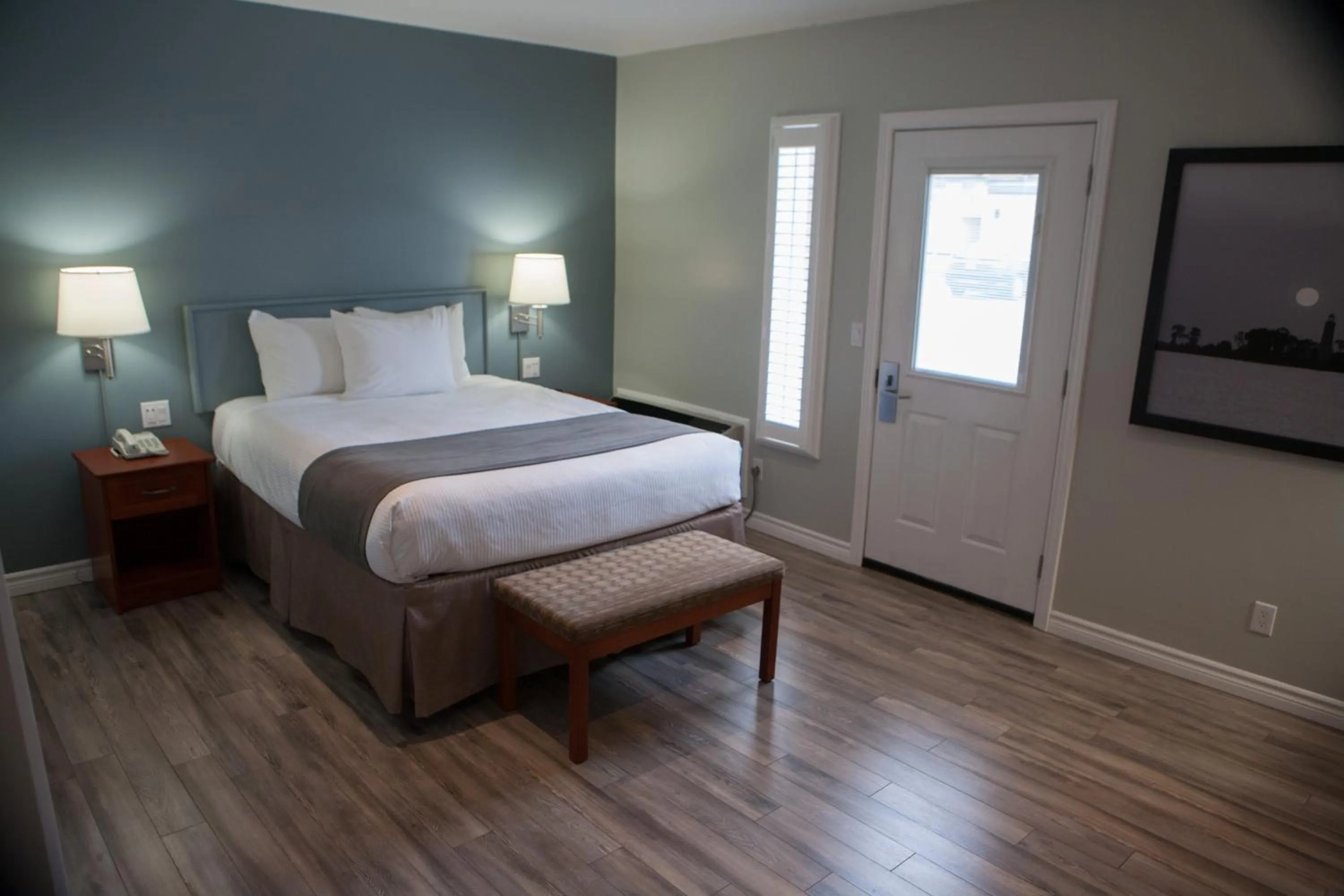 Bed in Super 8 by Wyndham Port Elgin
