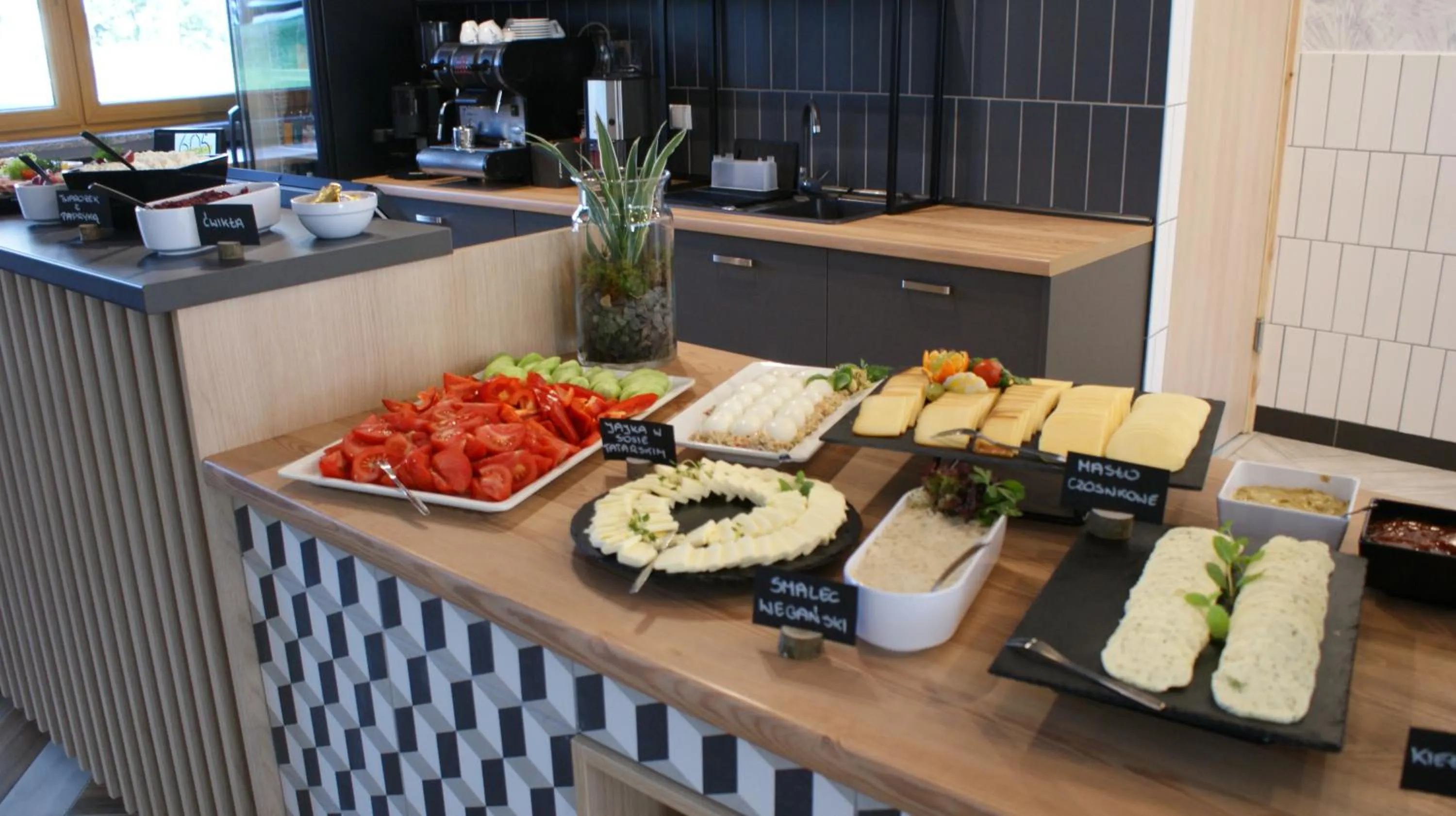 Food and drinks in Stacja 605