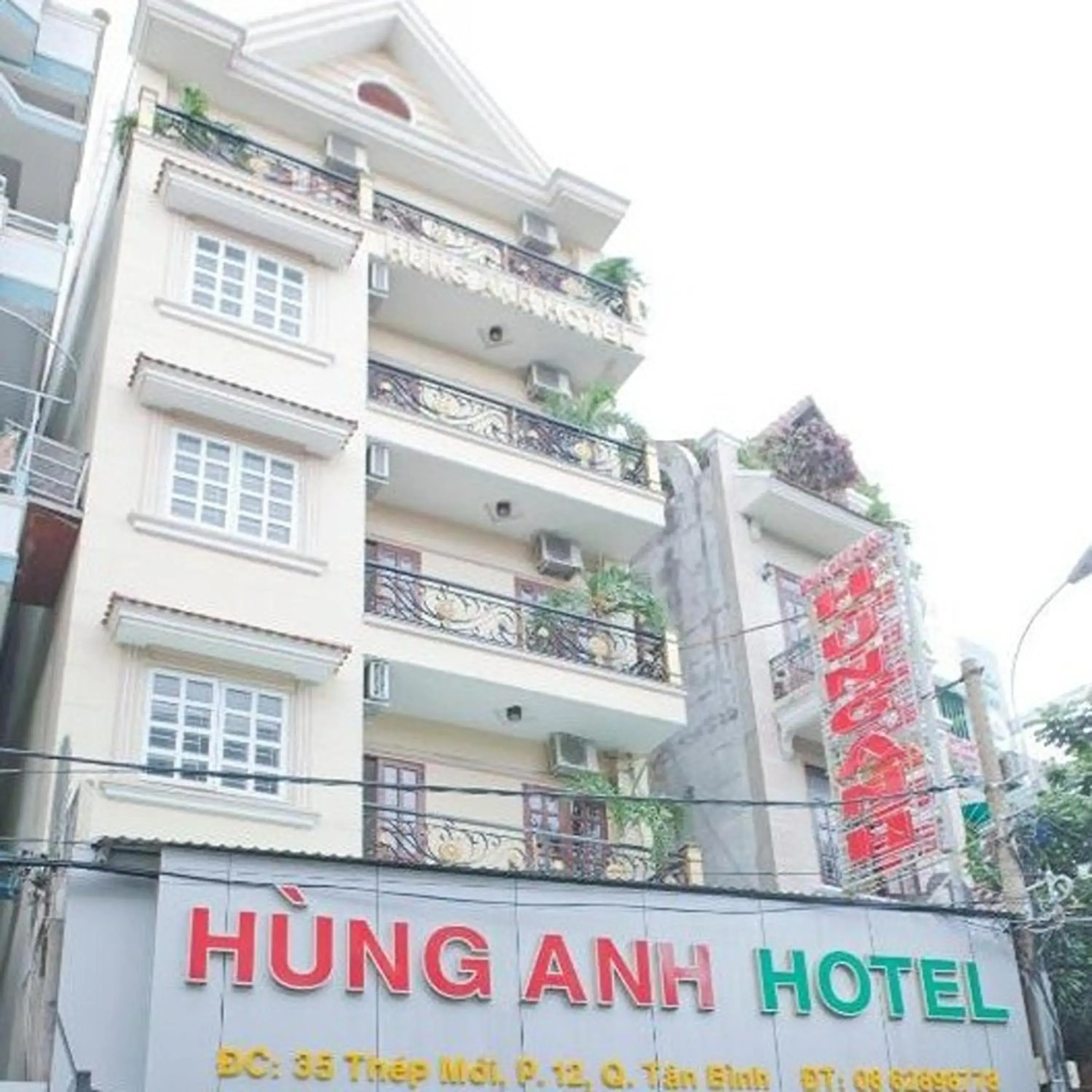 Property building in Hung Anh Hotel Property building in Hung Anh Hotel